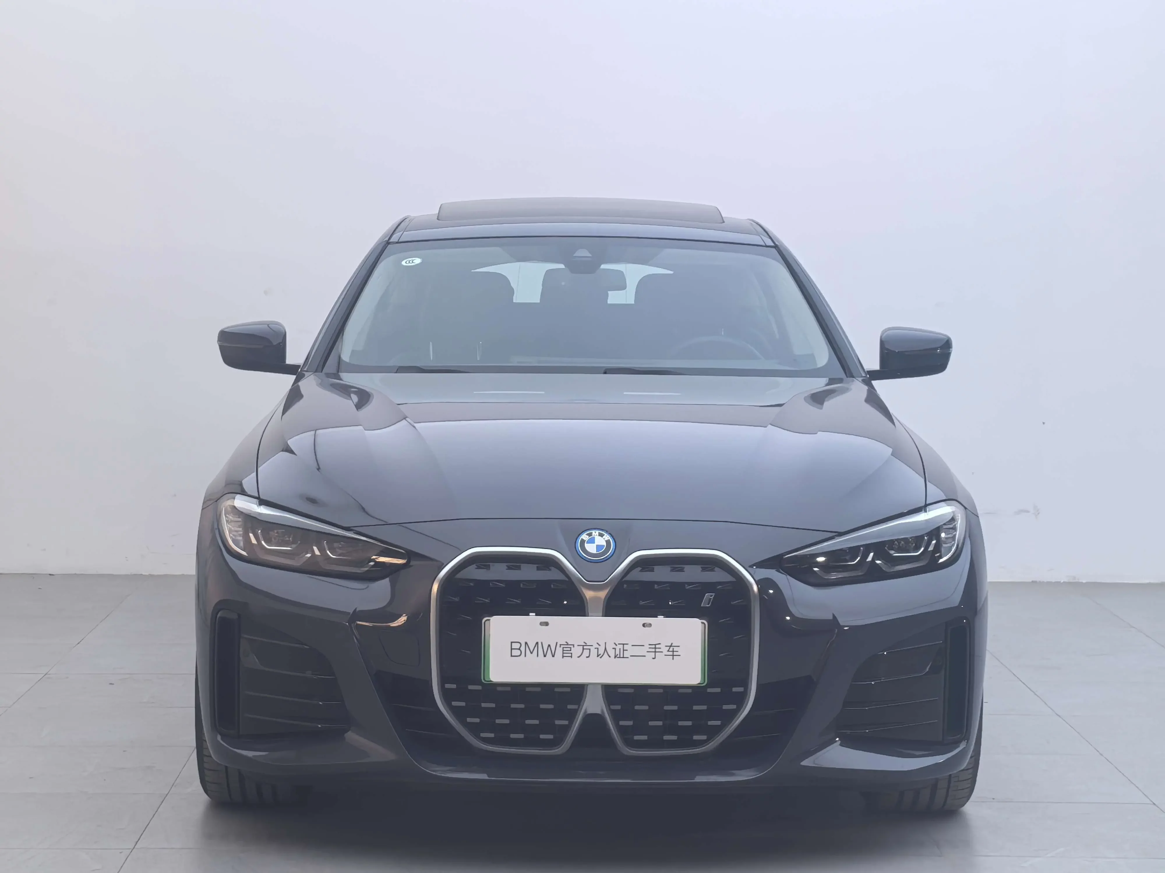 BMW i4