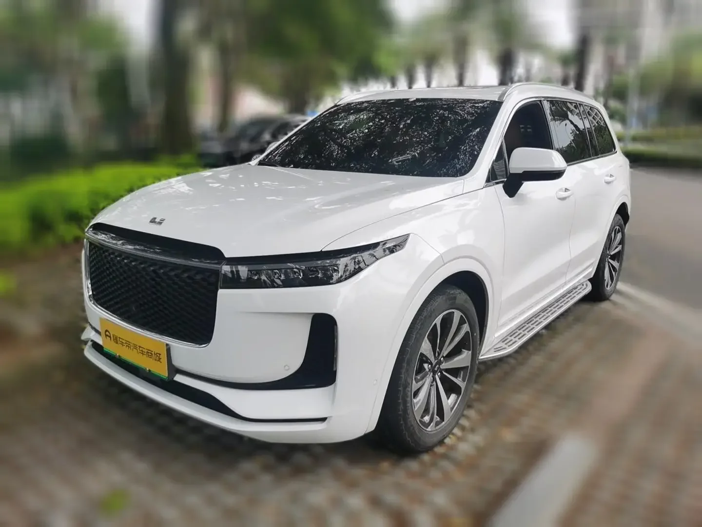Li ONE (Ideal ONE)  из Китая