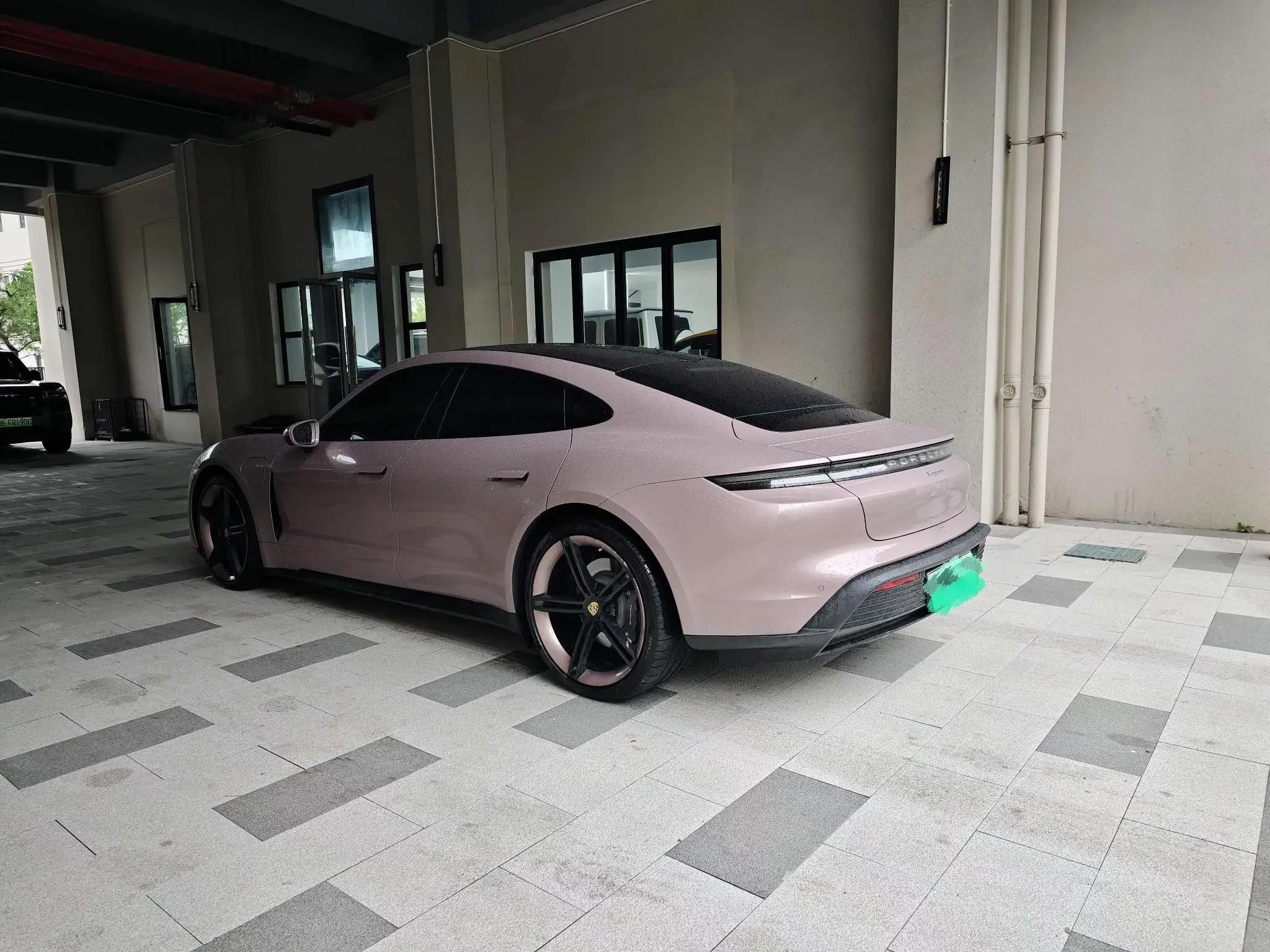 Porsche Taycan