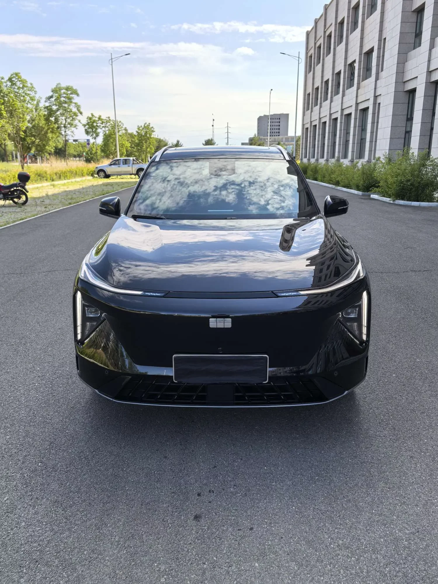 Geely Galaxy L7