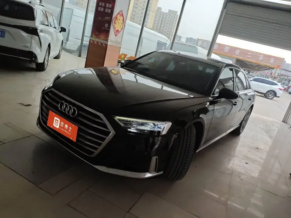 Audi A8
