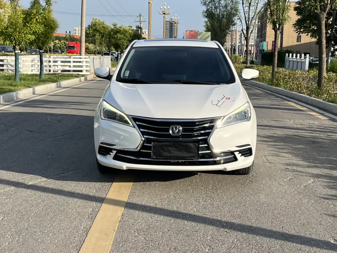 Changan Eado DT  из Китая