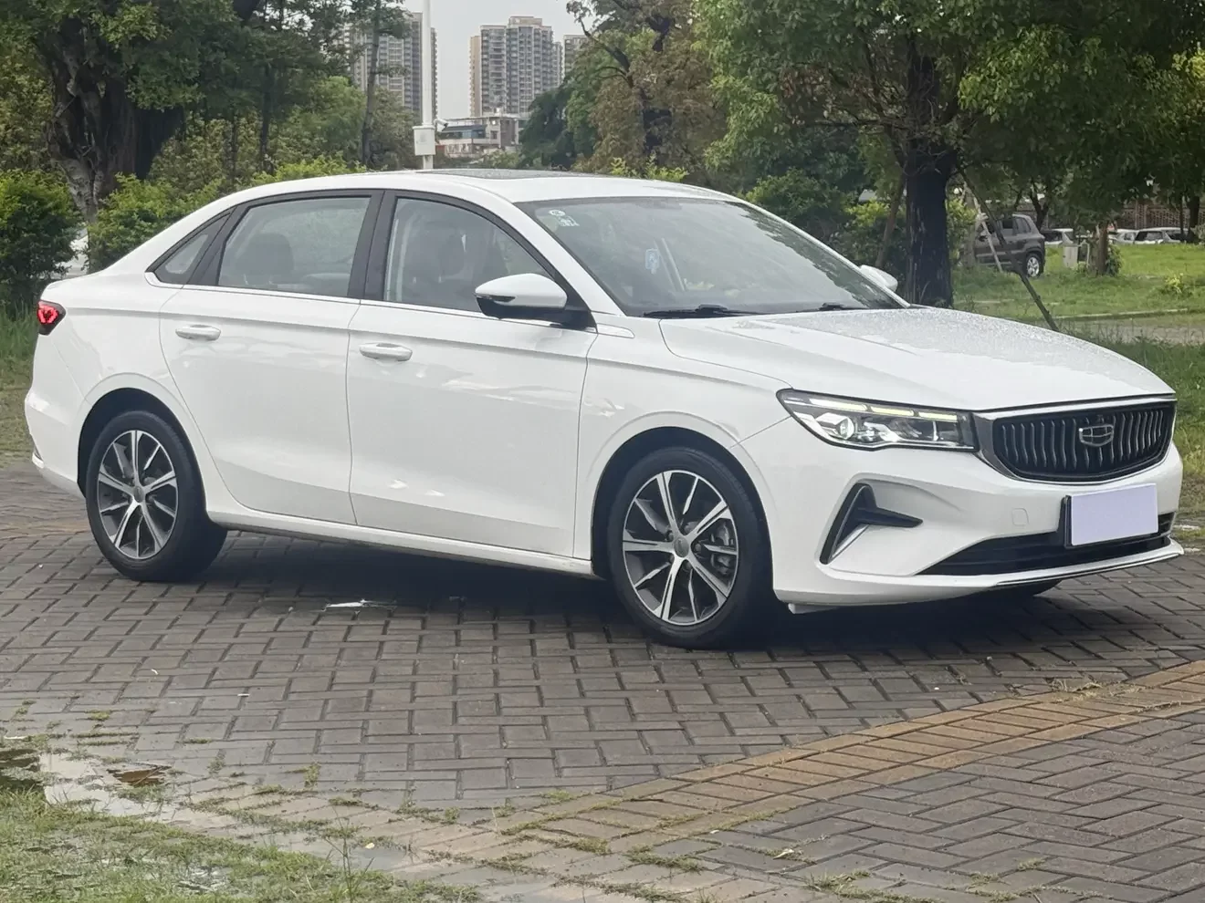 Geely emgrand