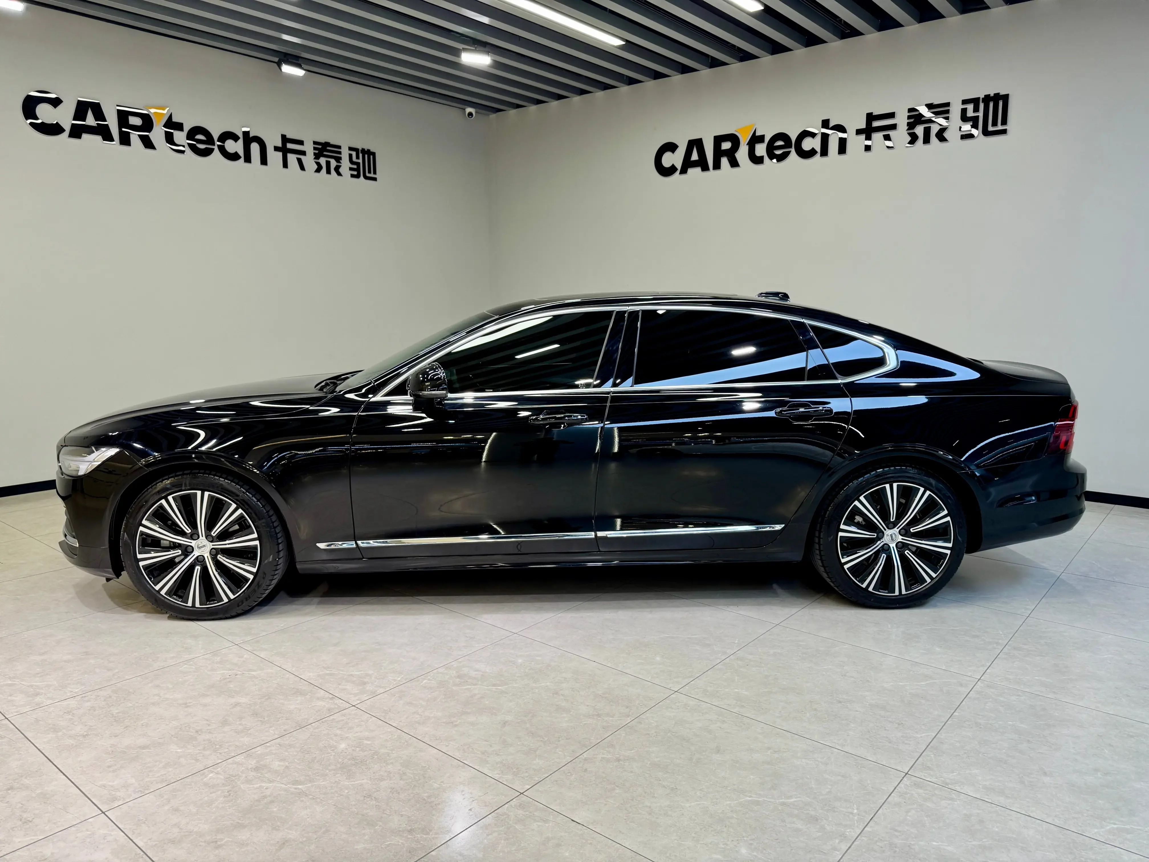 Volvo S90