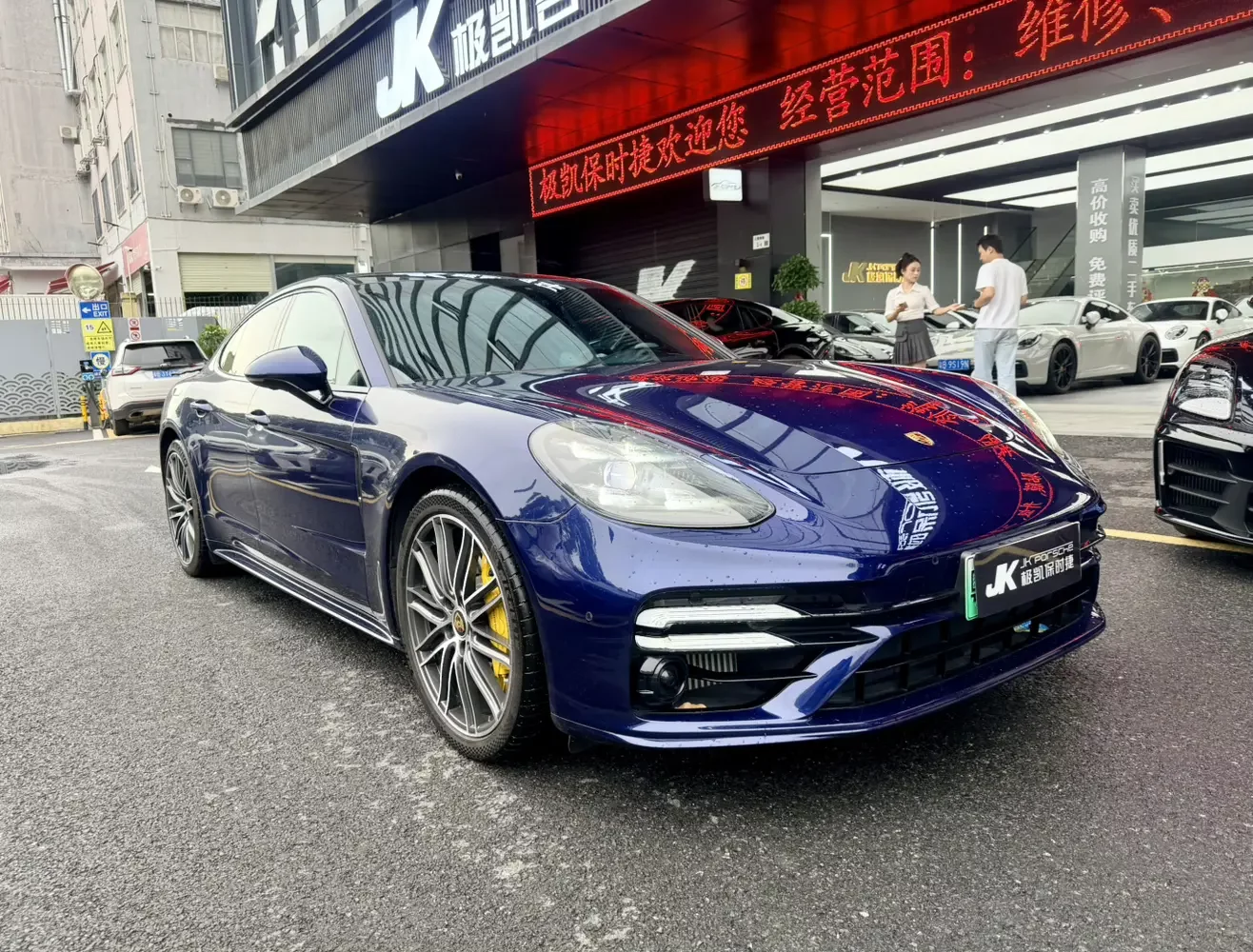 Porsche Panamera E-Hybrid