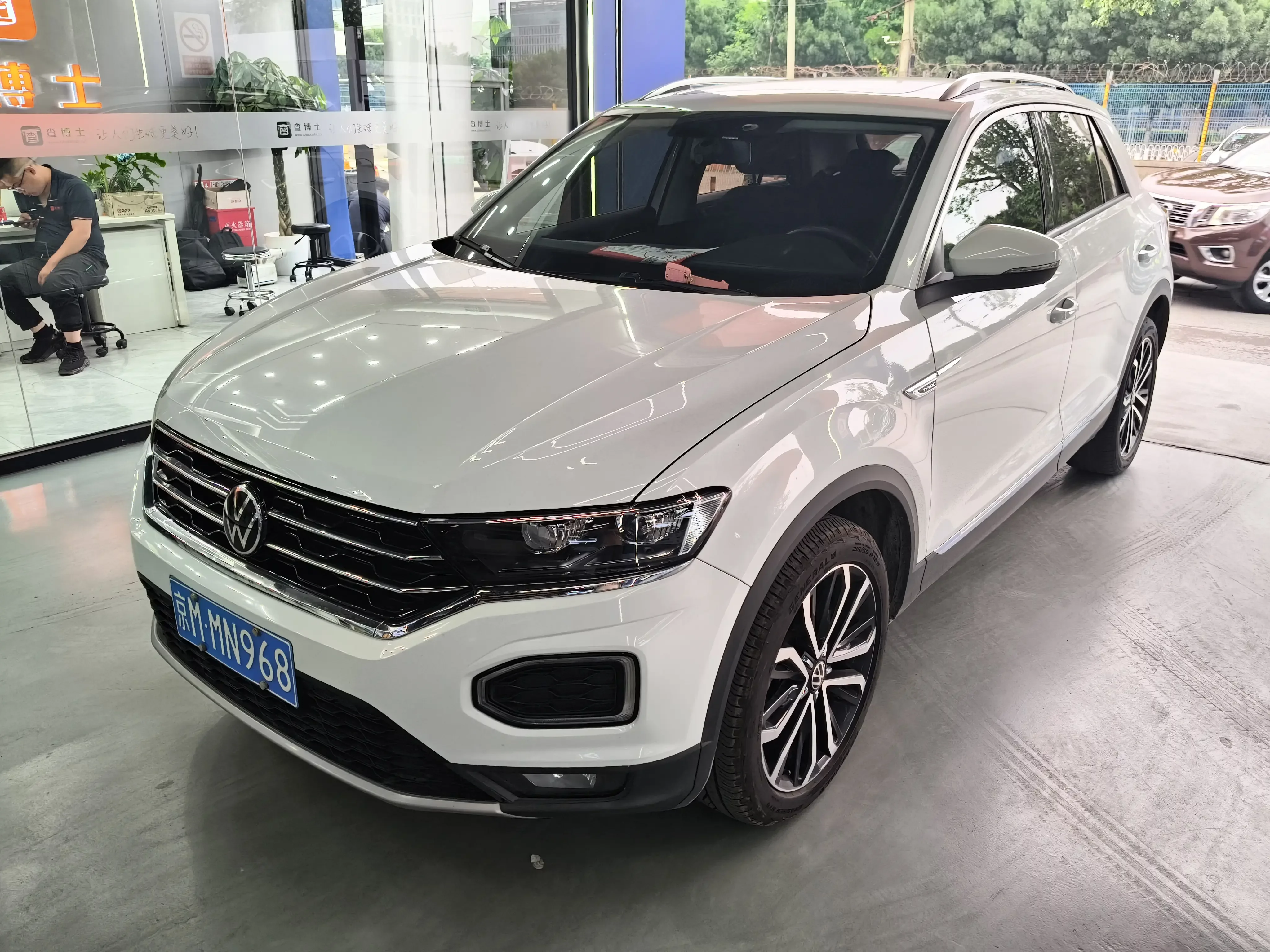Volkswagen T-Roc