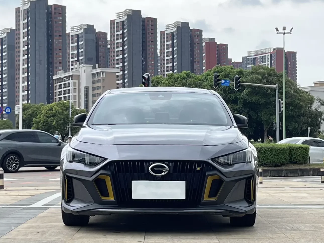 GAC Trumpchi Empow  из Китая