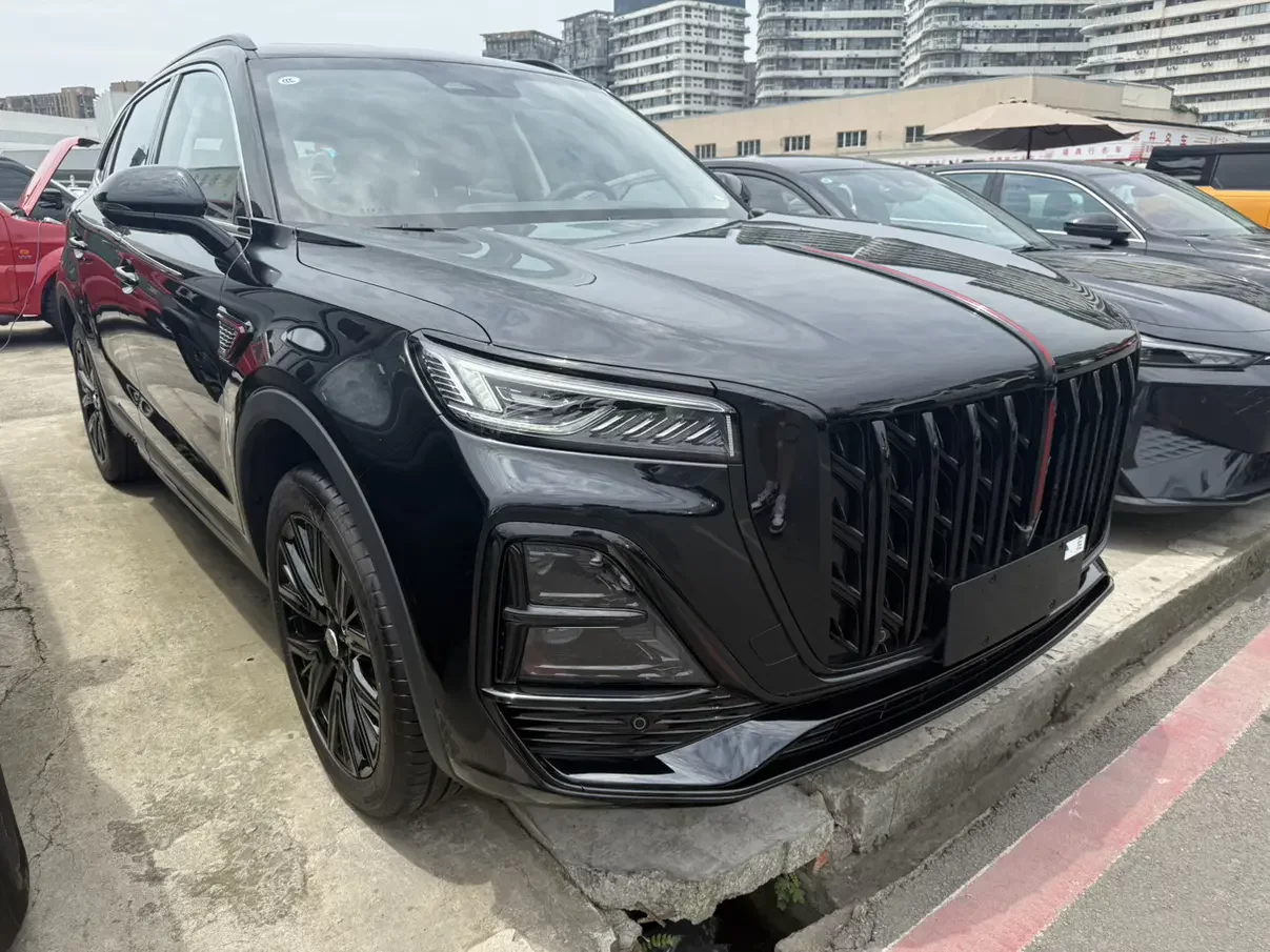 Hongqi HS5