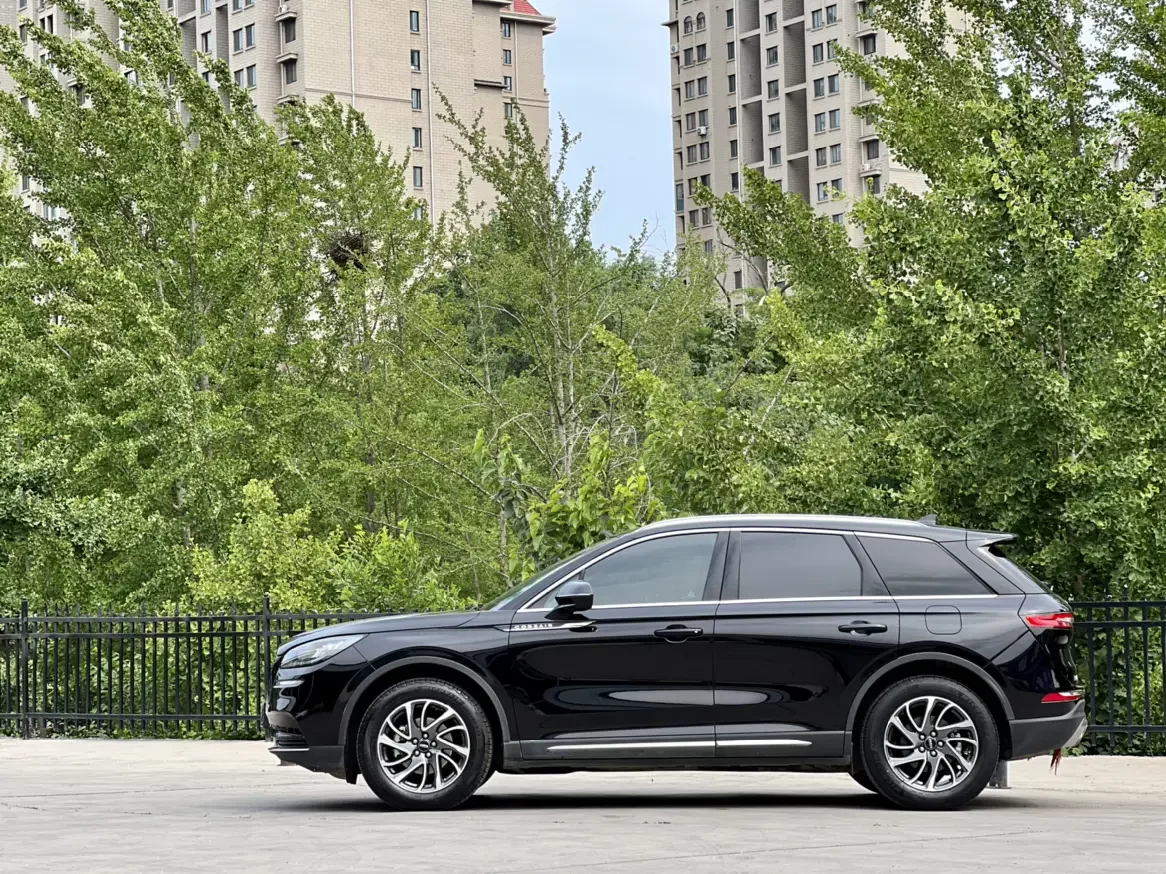 Lincoln adventurer