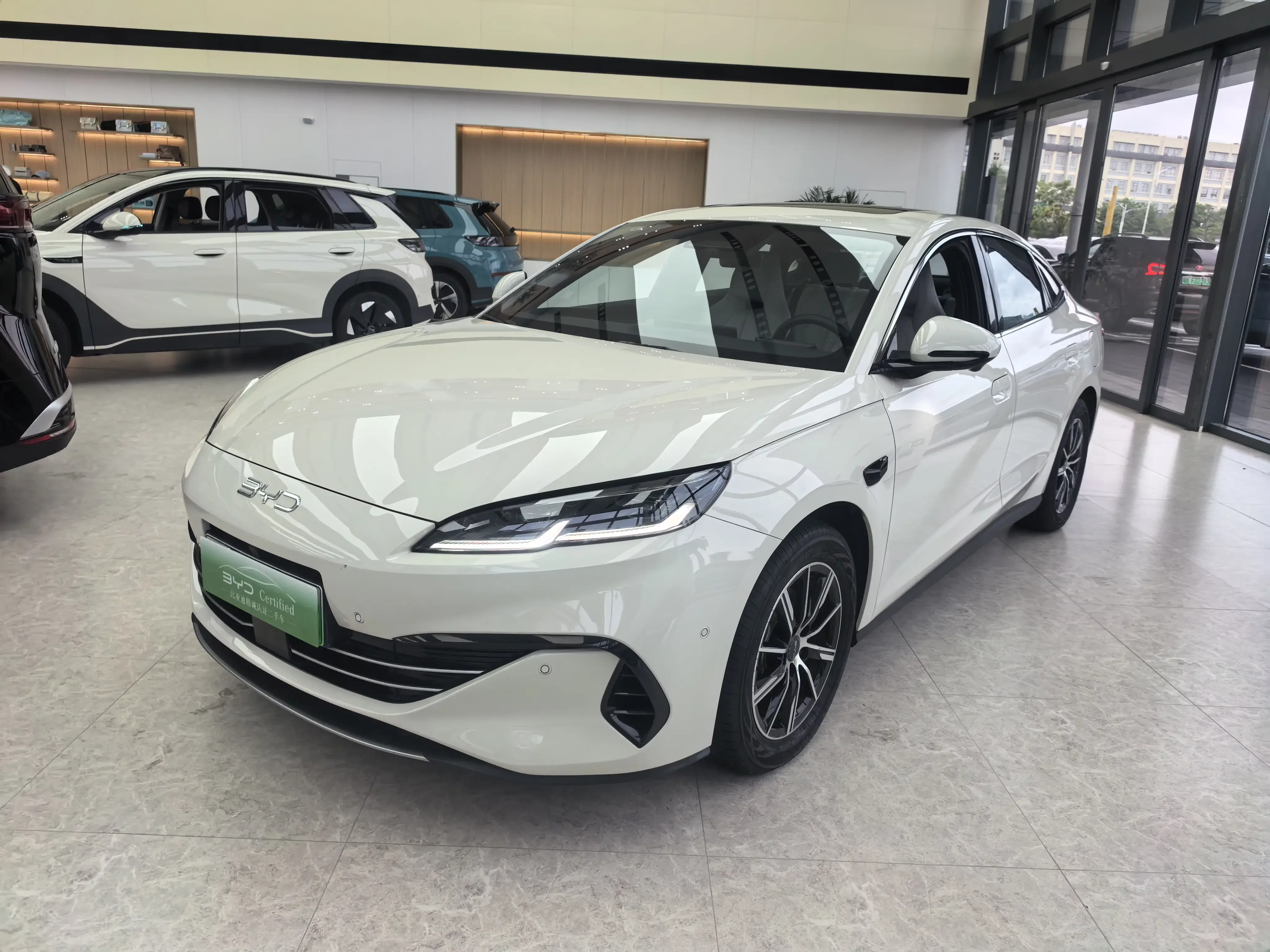 BYD Seal 06DM