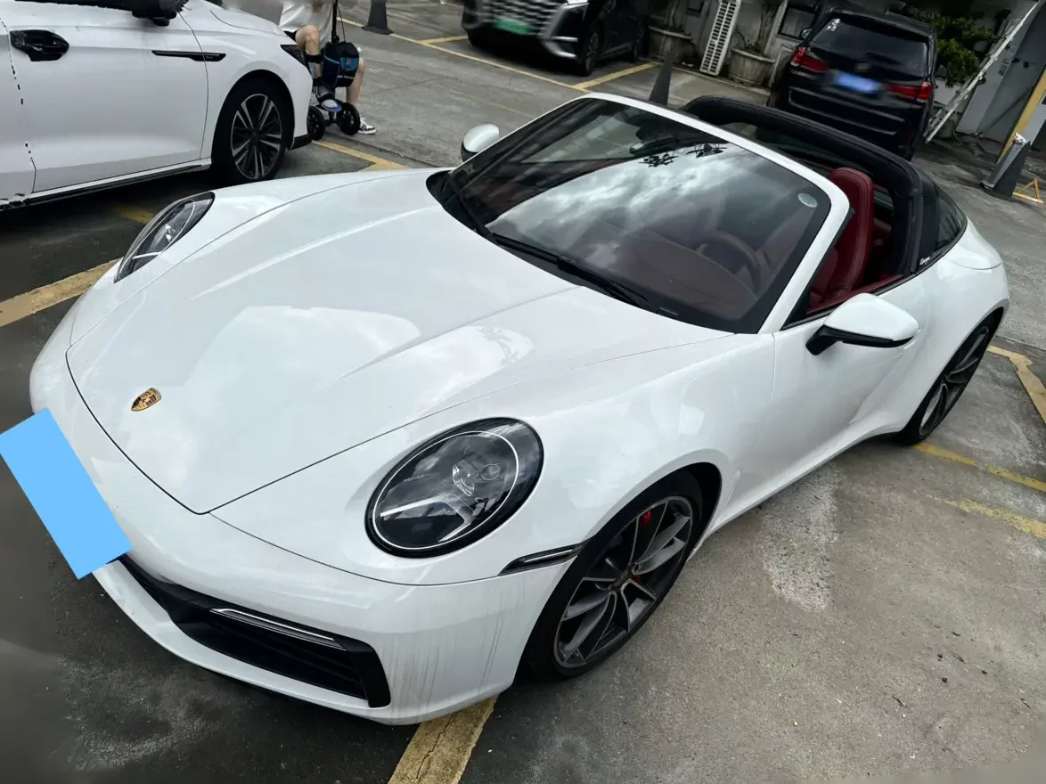 Porsche 911