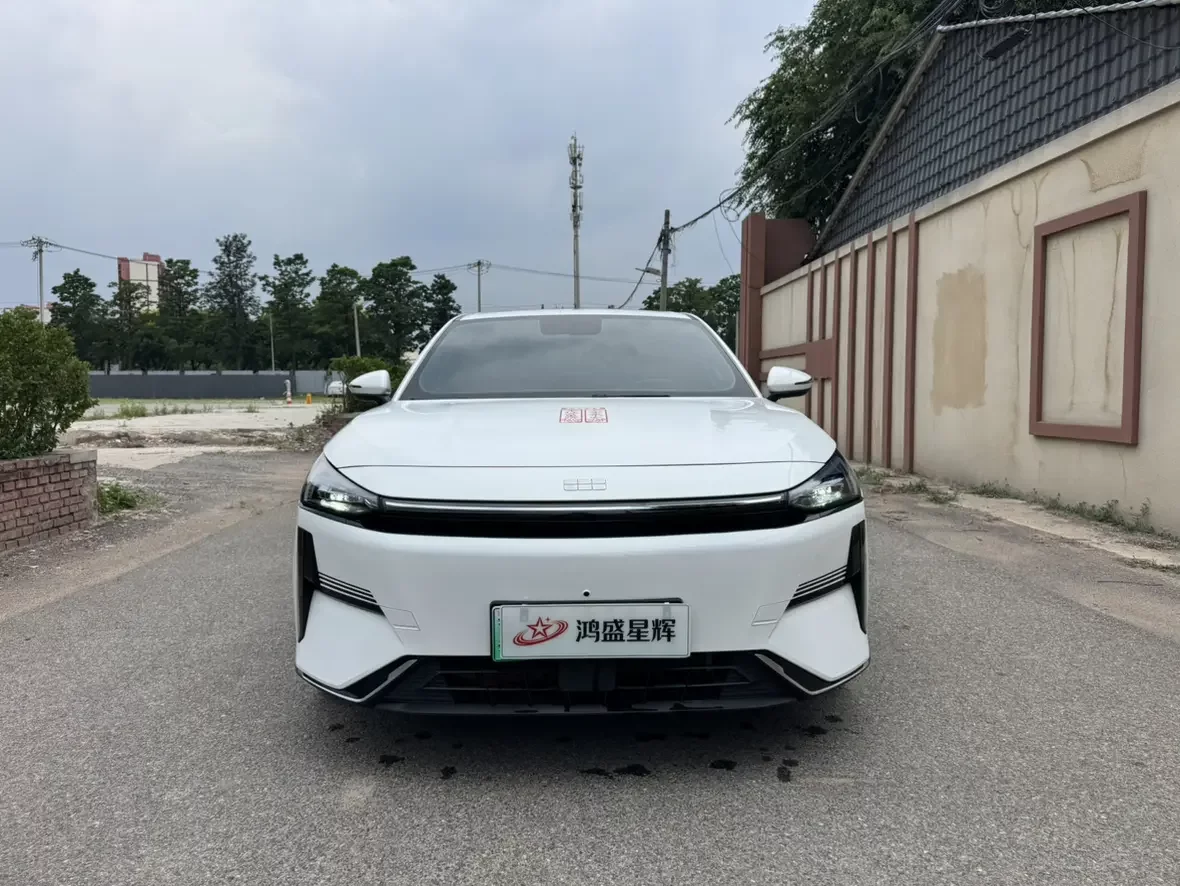 Geely Galaxy L6