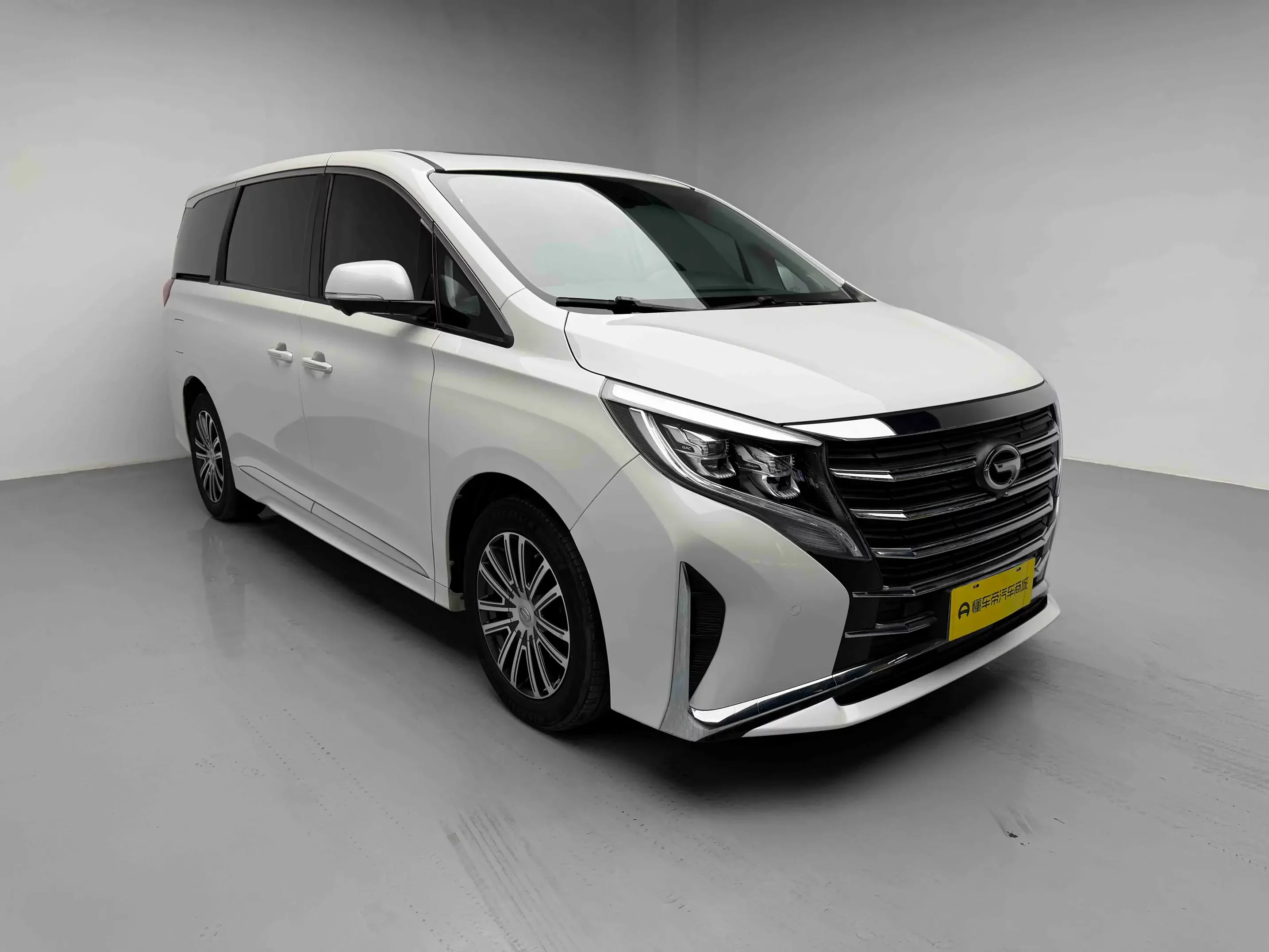 GAC Trumpchi M8