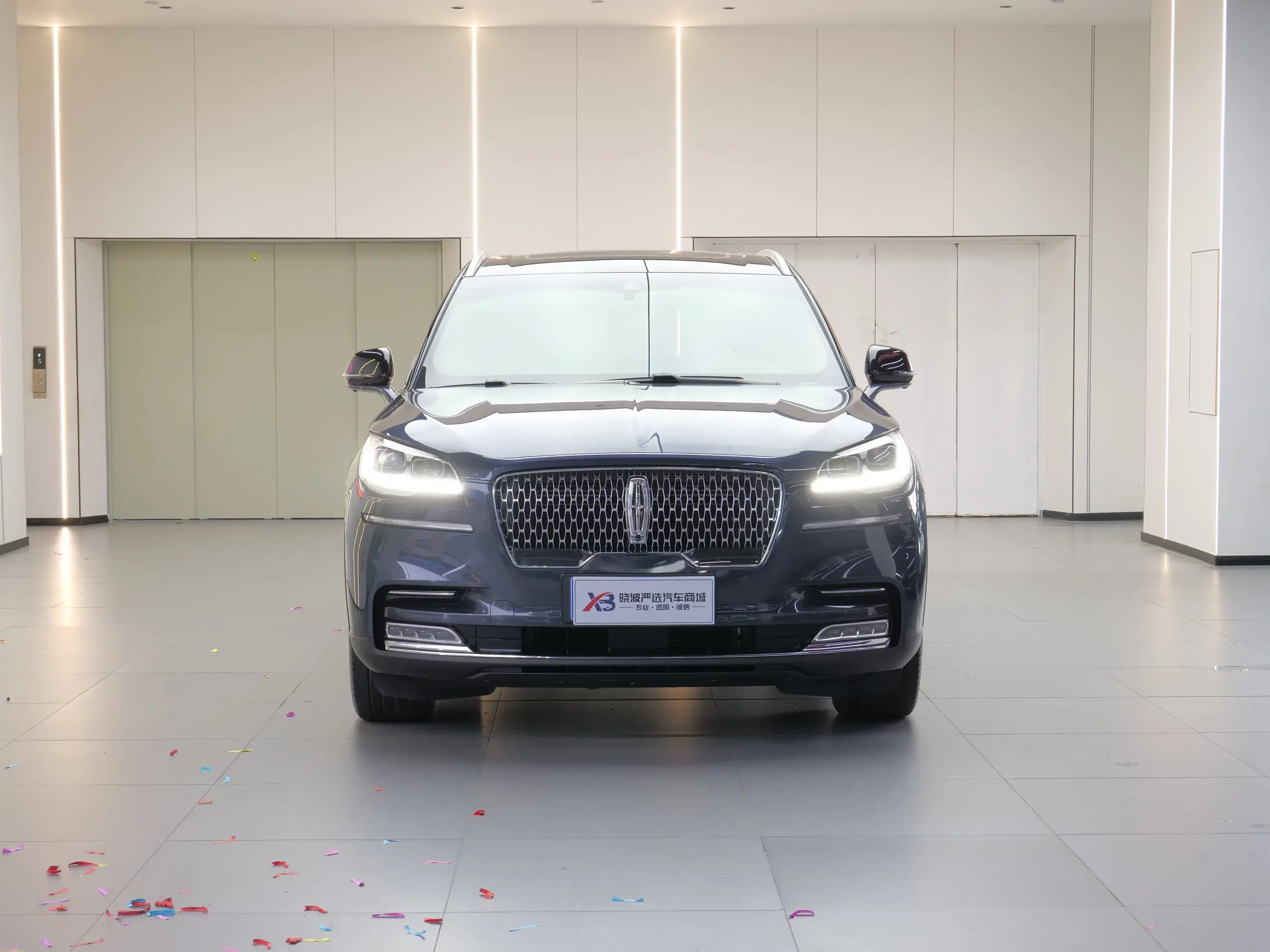 Lincoln aviator