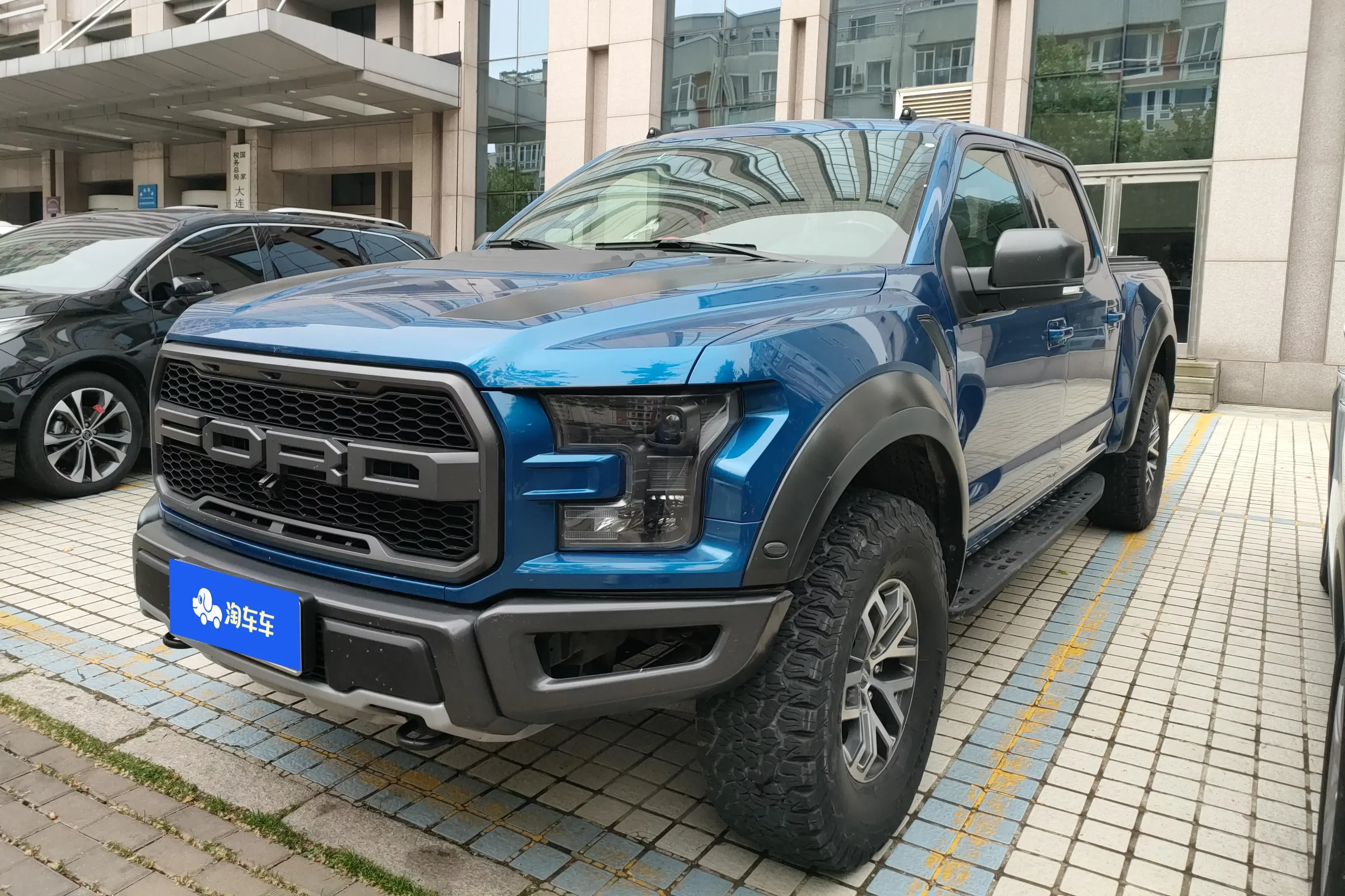 Ford F-150 Raptor