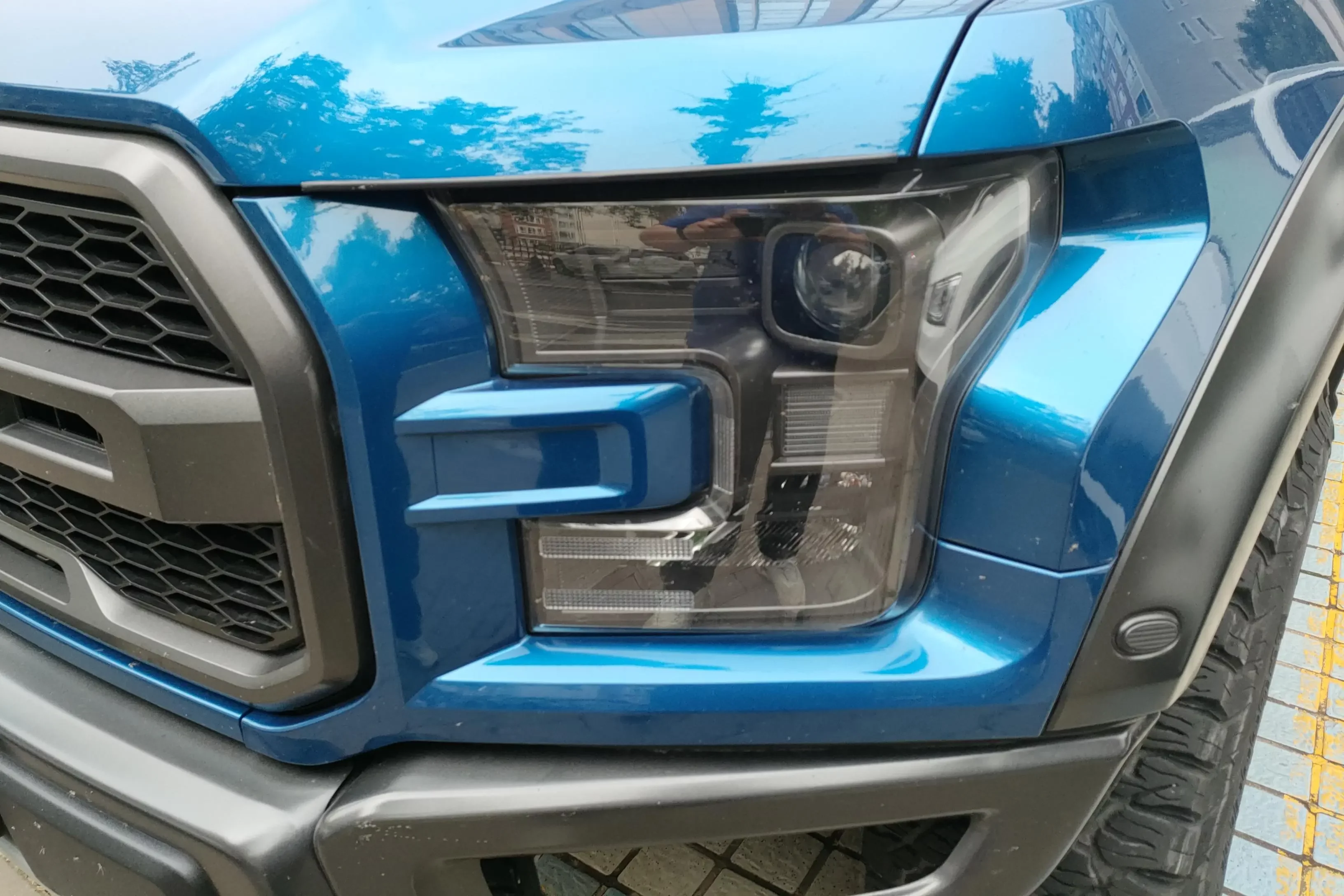 Ford F-150 Raptor