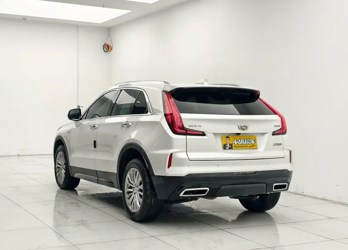 Cadillac XT4