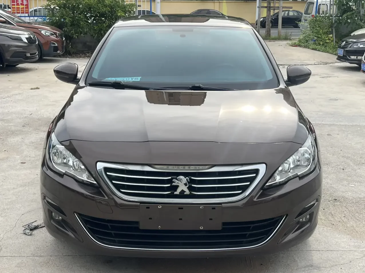 Peugeot 408