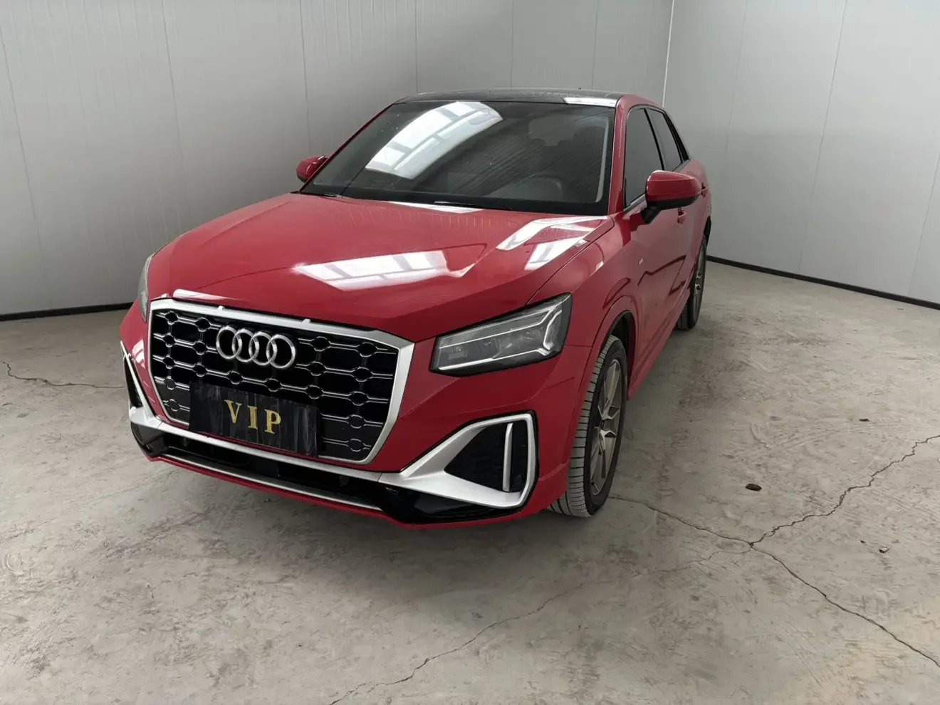 Audi Q2L