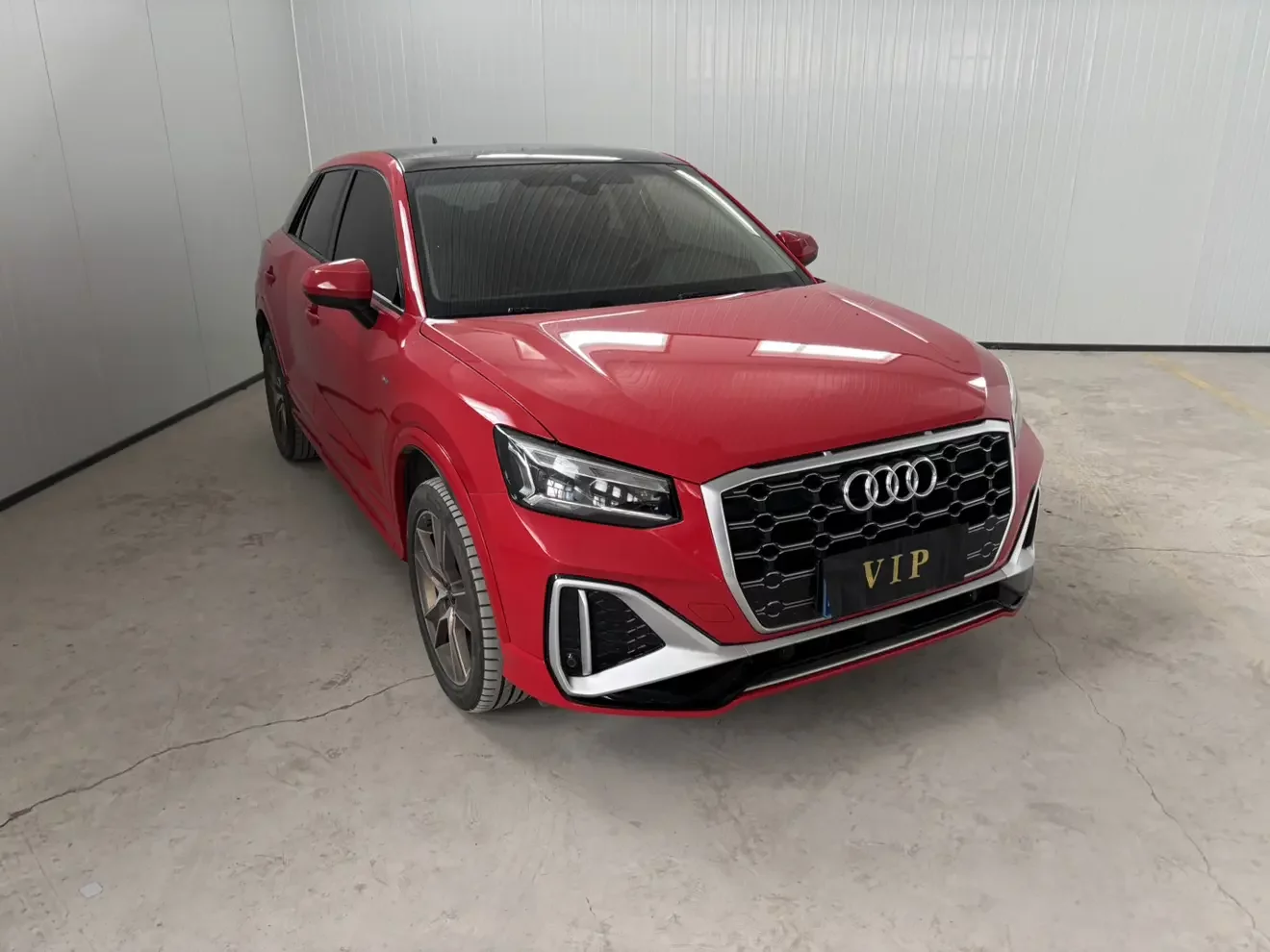 Audi Q2L