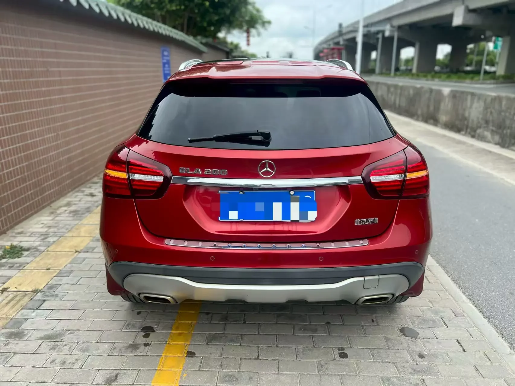 Mercedes-Benz GLA