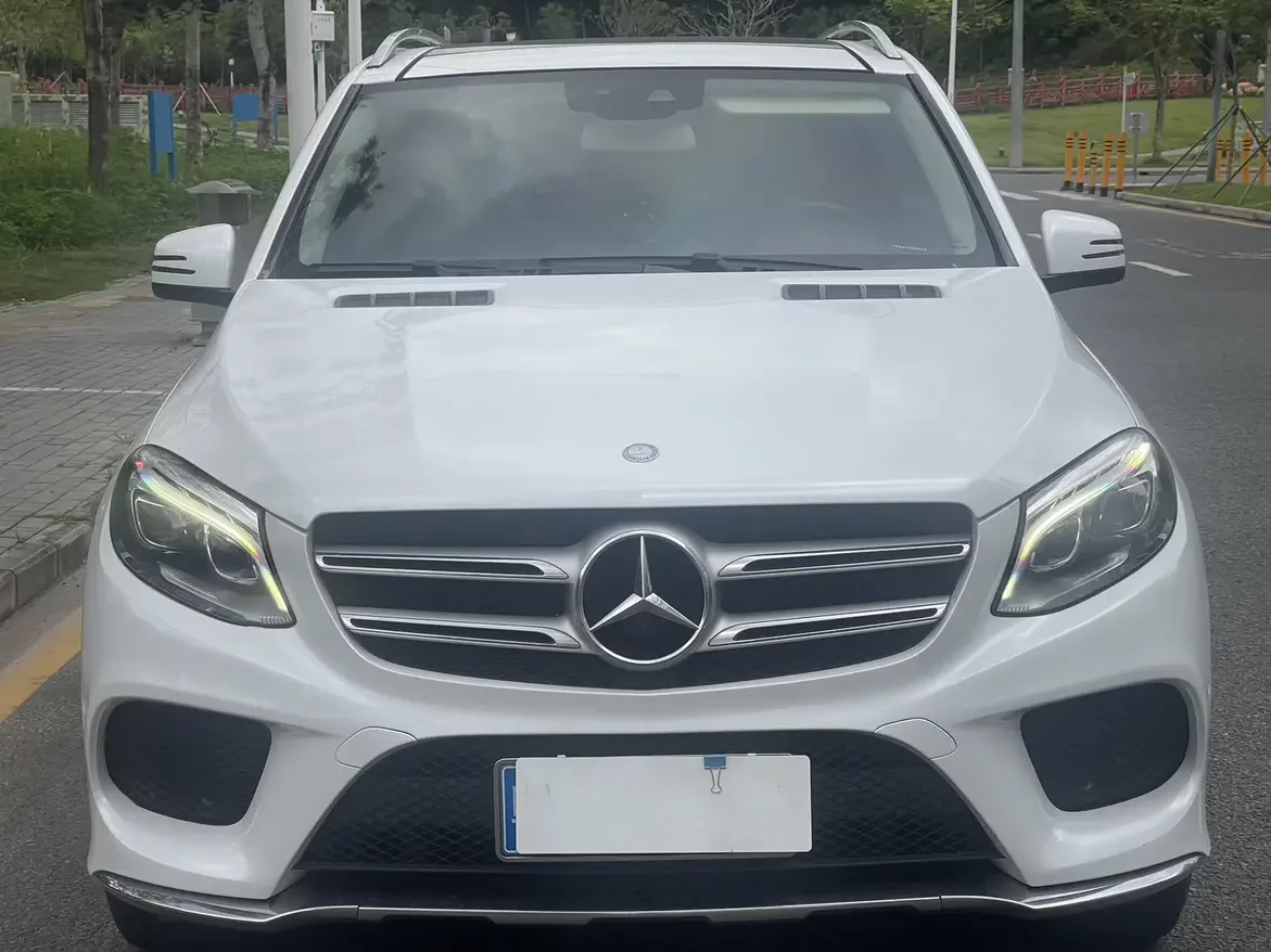 Mercedes-Benz GLE (Imported)