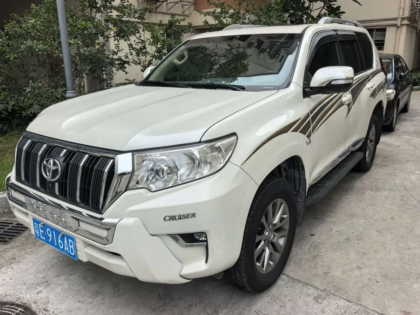Toyota Land Cruiser  из Китая