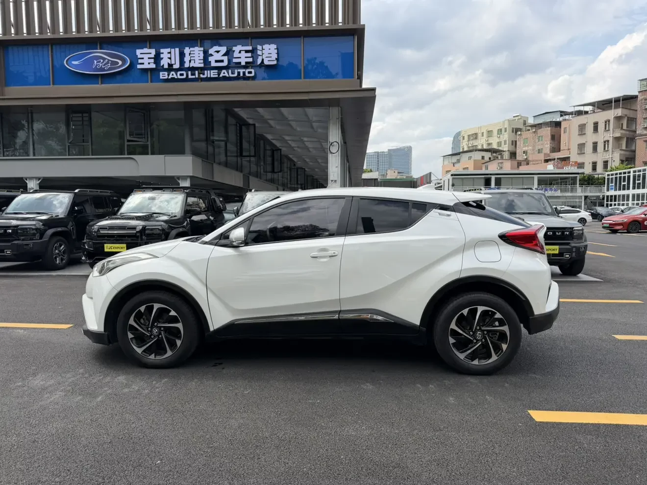 Toyota C-HR Hybrid