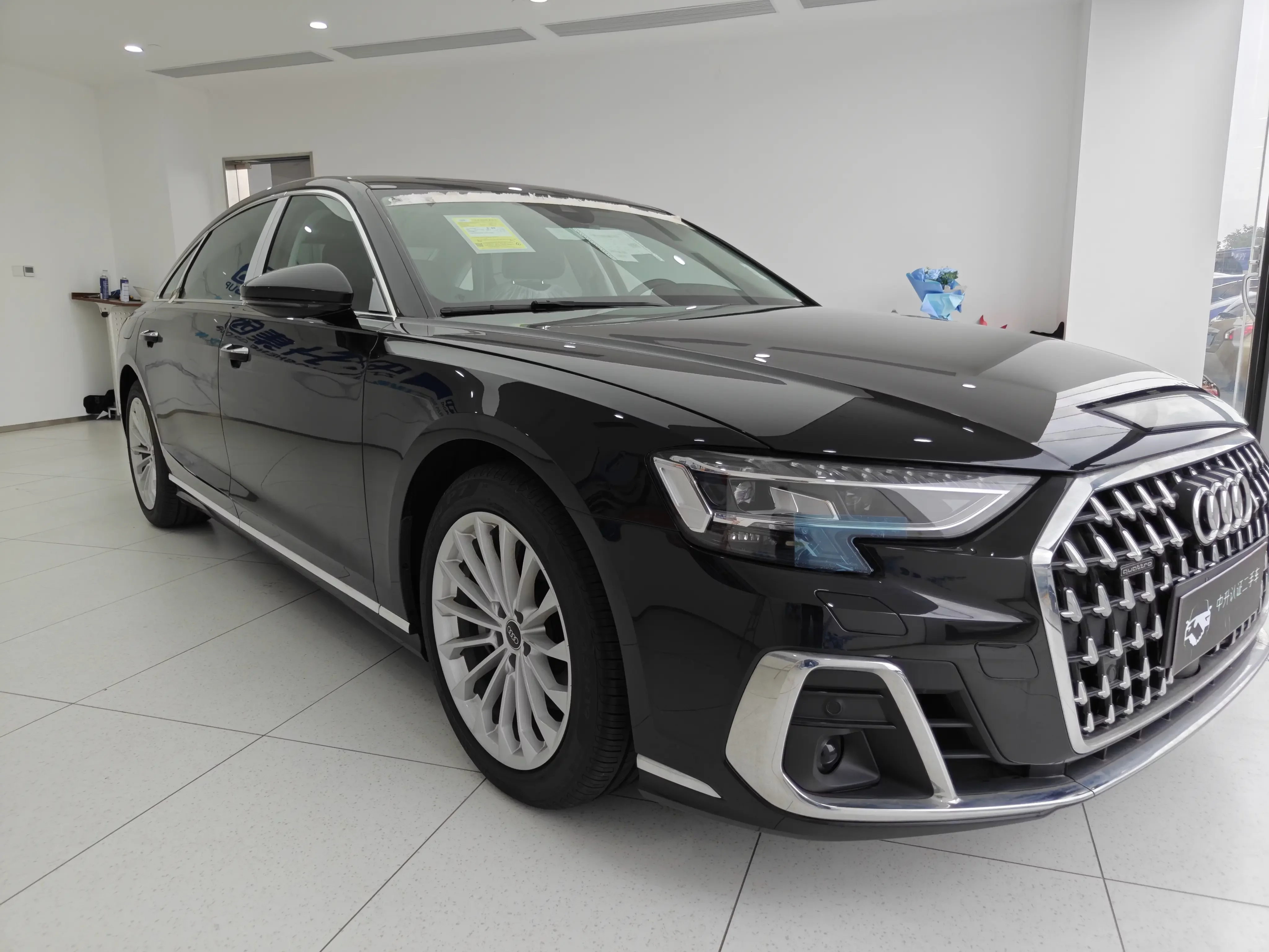 Audi A8