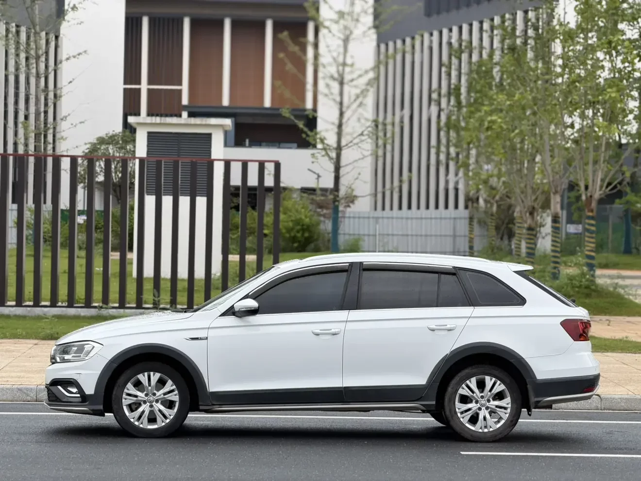 Volkswagen C-TREK Weiling