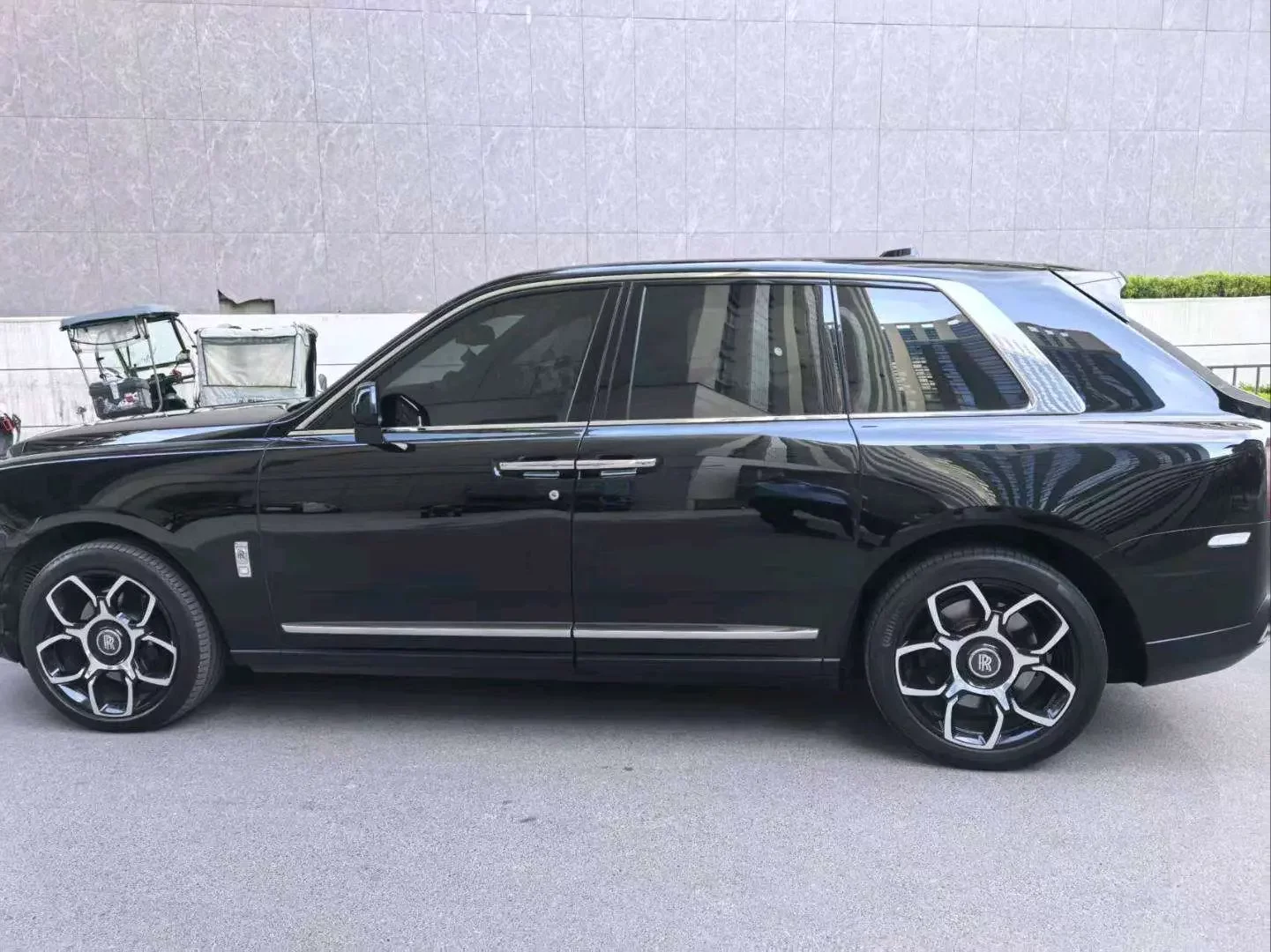 Rolls Royce Cullinan