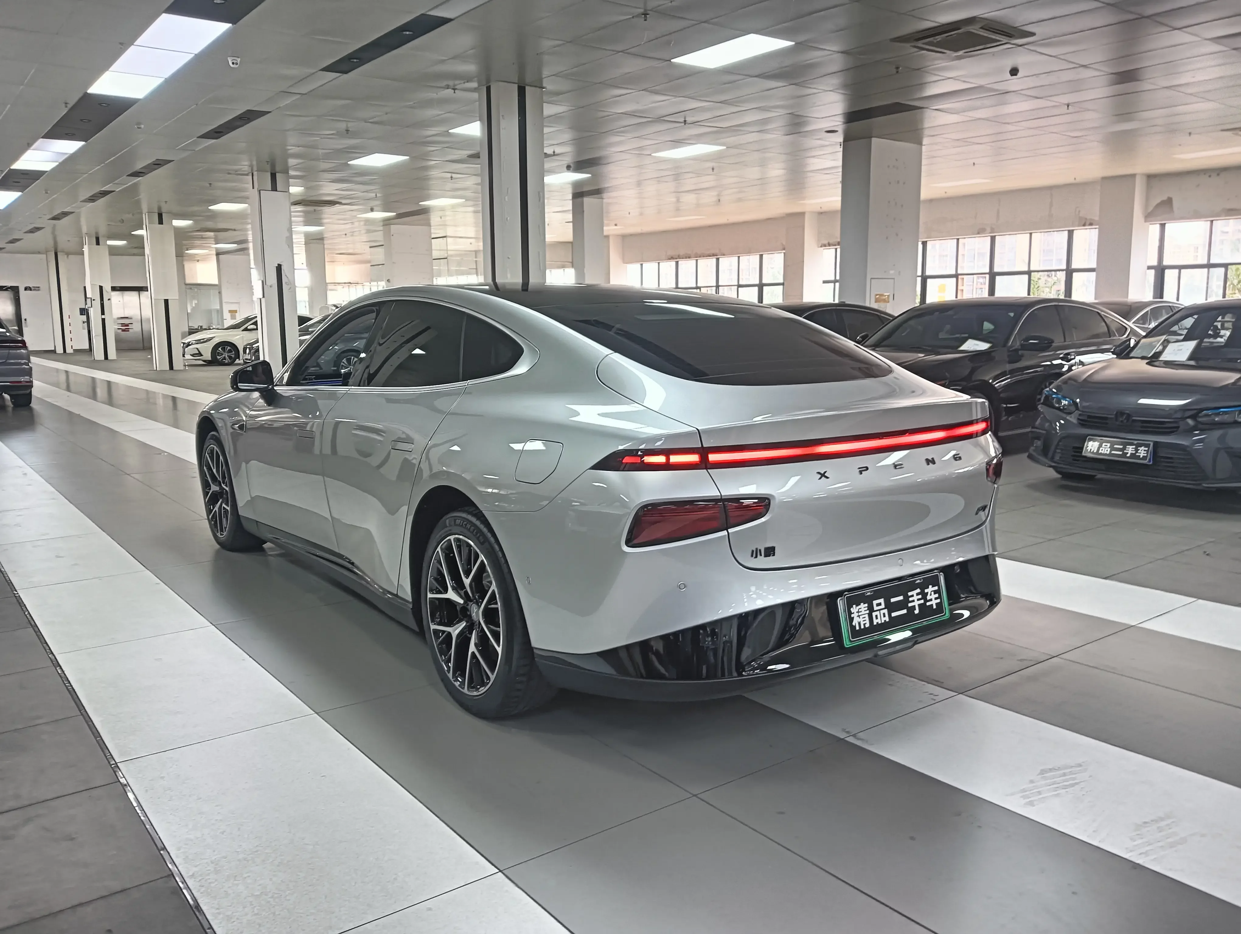 Xpeng P7