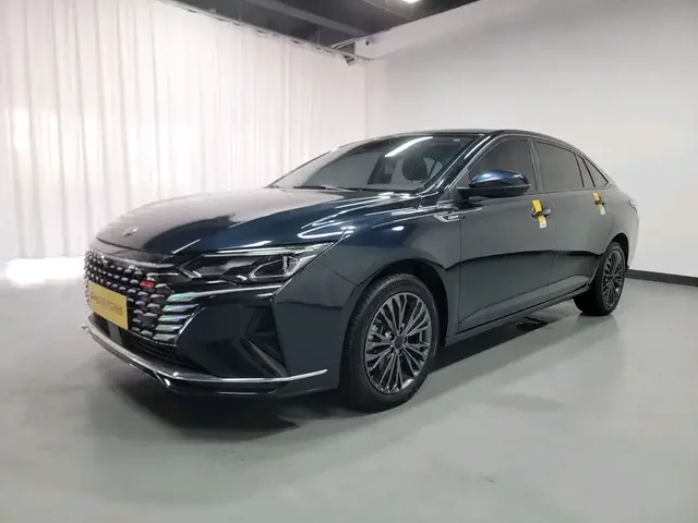 Dongfeng Yixuan MAX