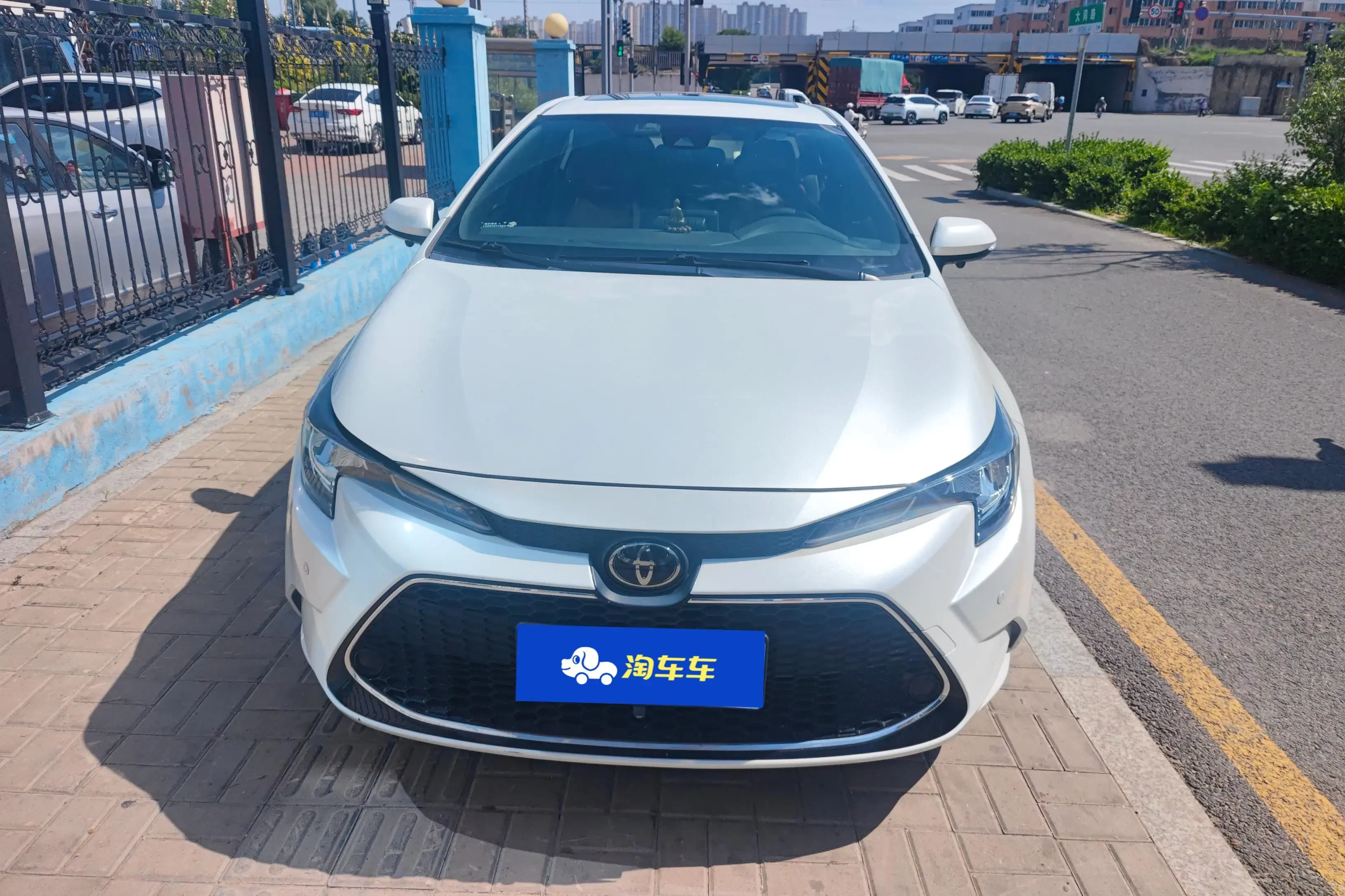 Toyota Levin (Lei Ling)  из Китая