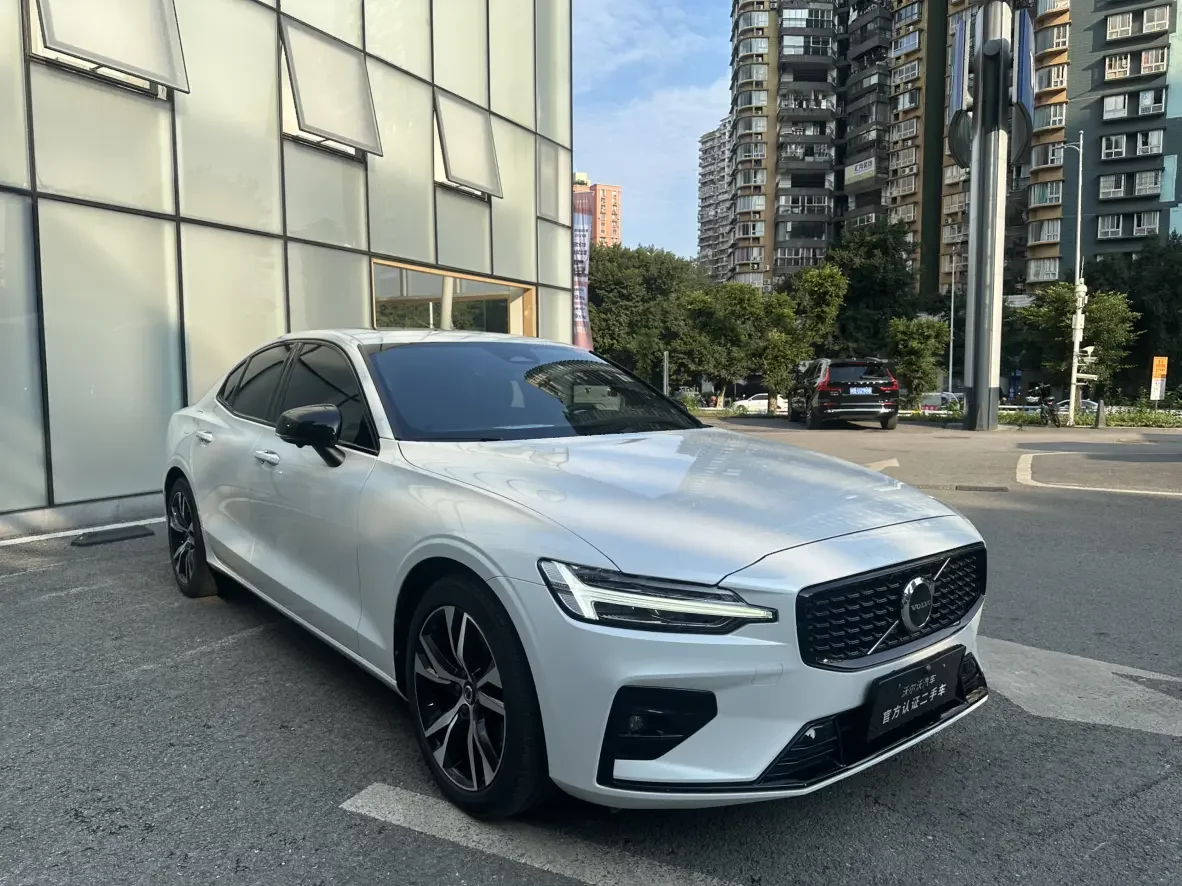 Volvo S60