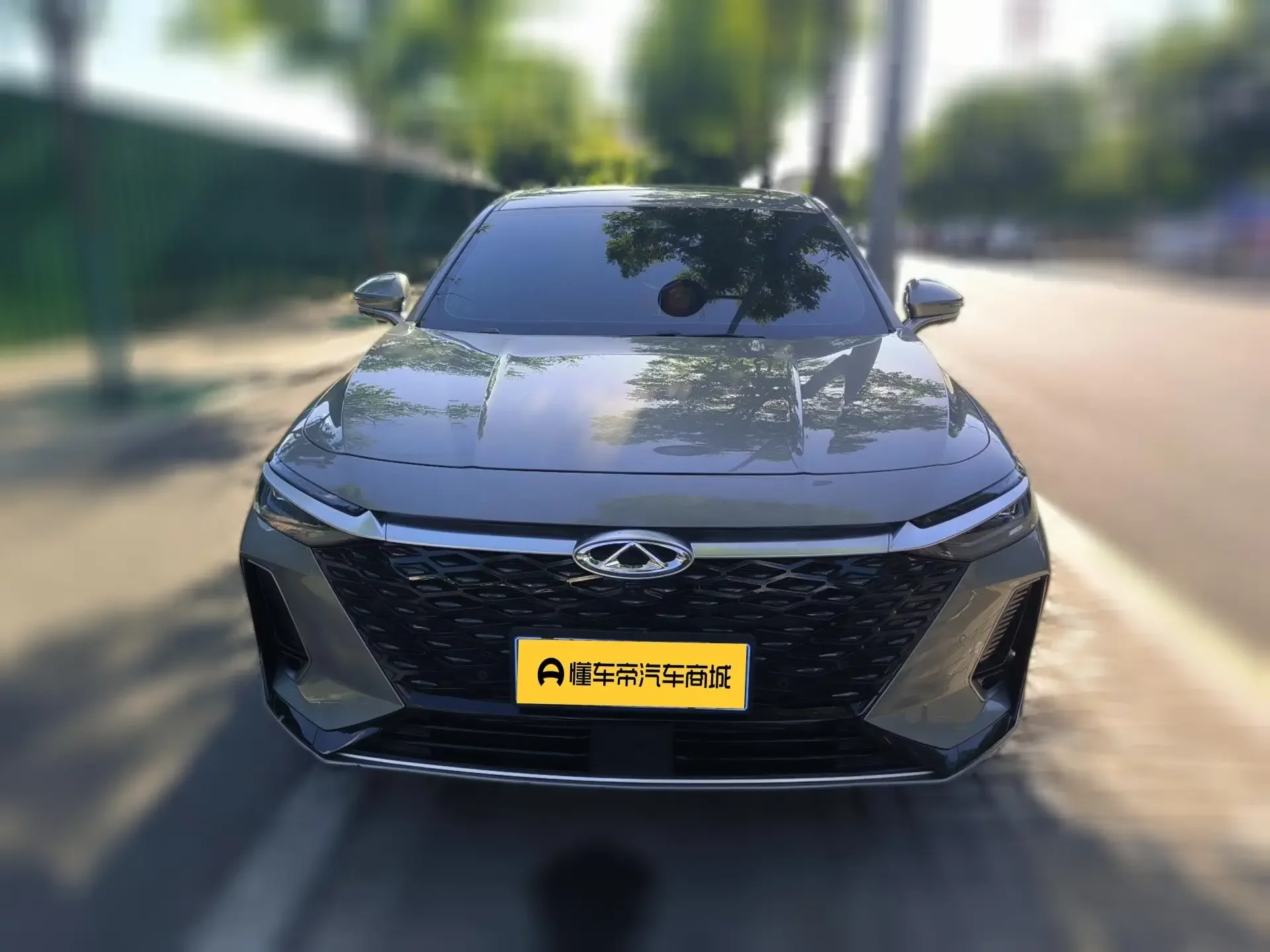 Chery Arrizo 8