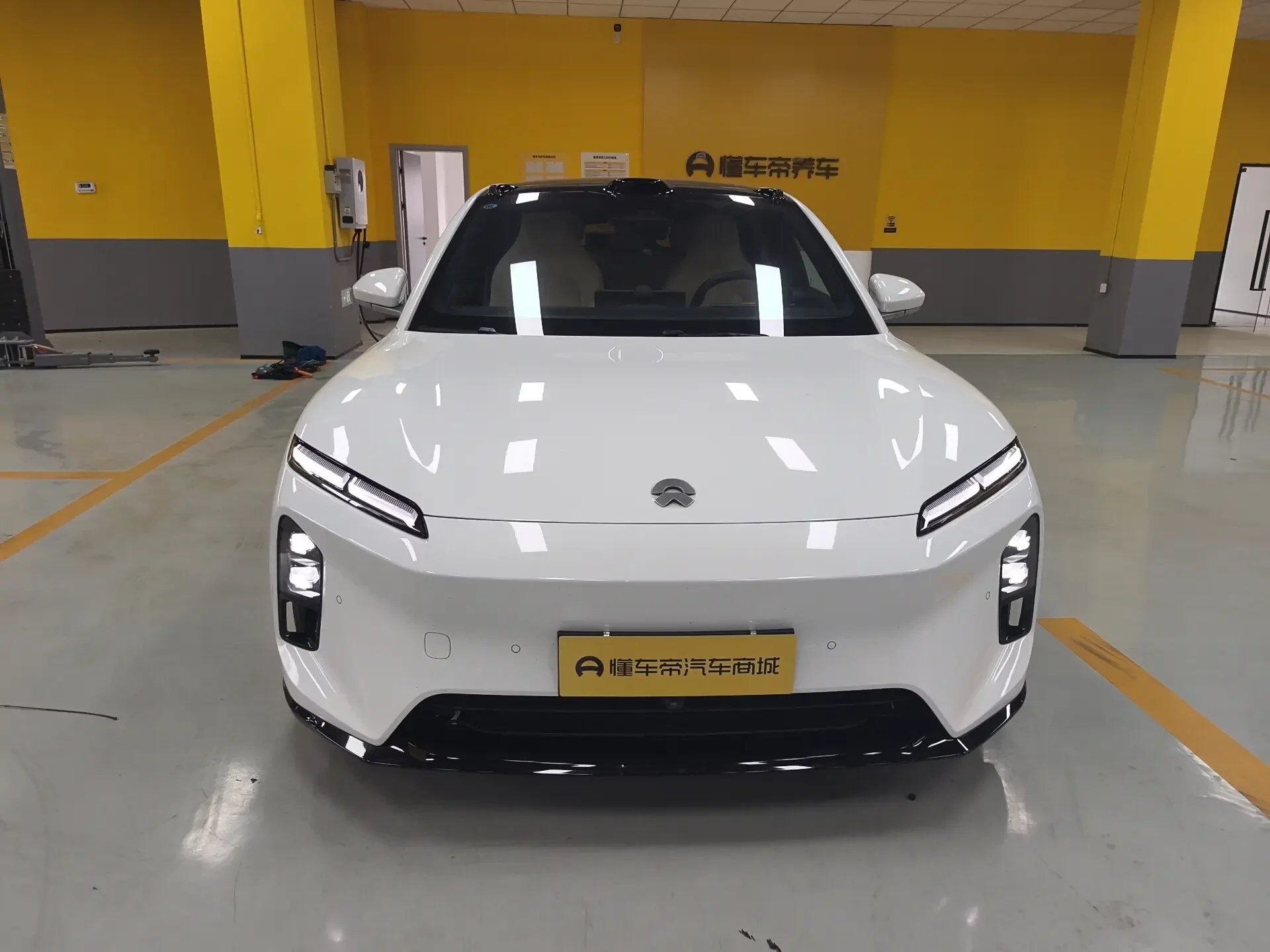 NIO ET5T  из Китая