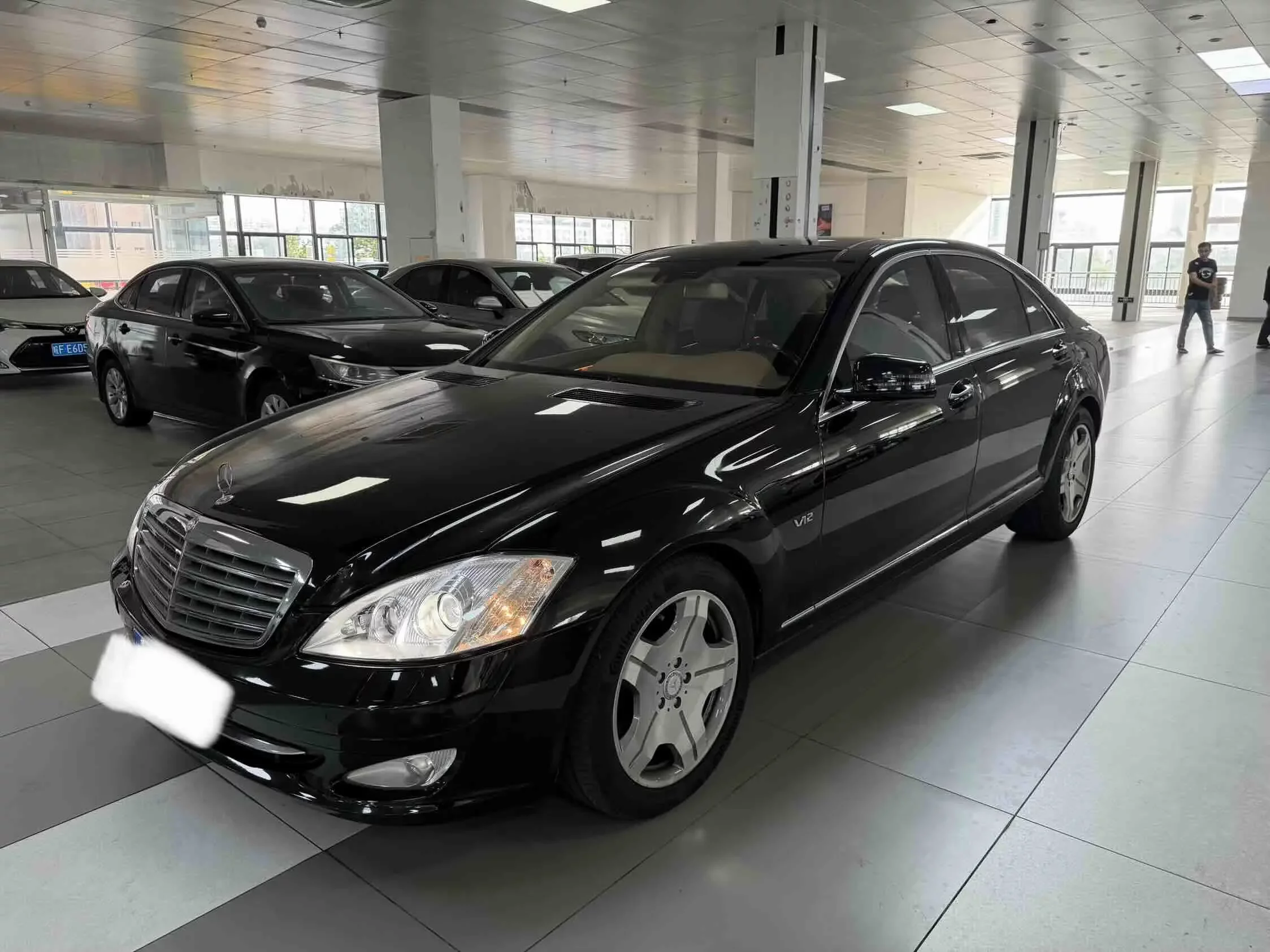 Mercedes-Benz S Class