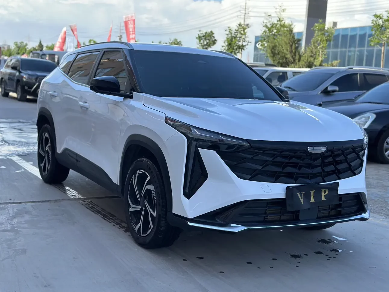 Geely Atlas