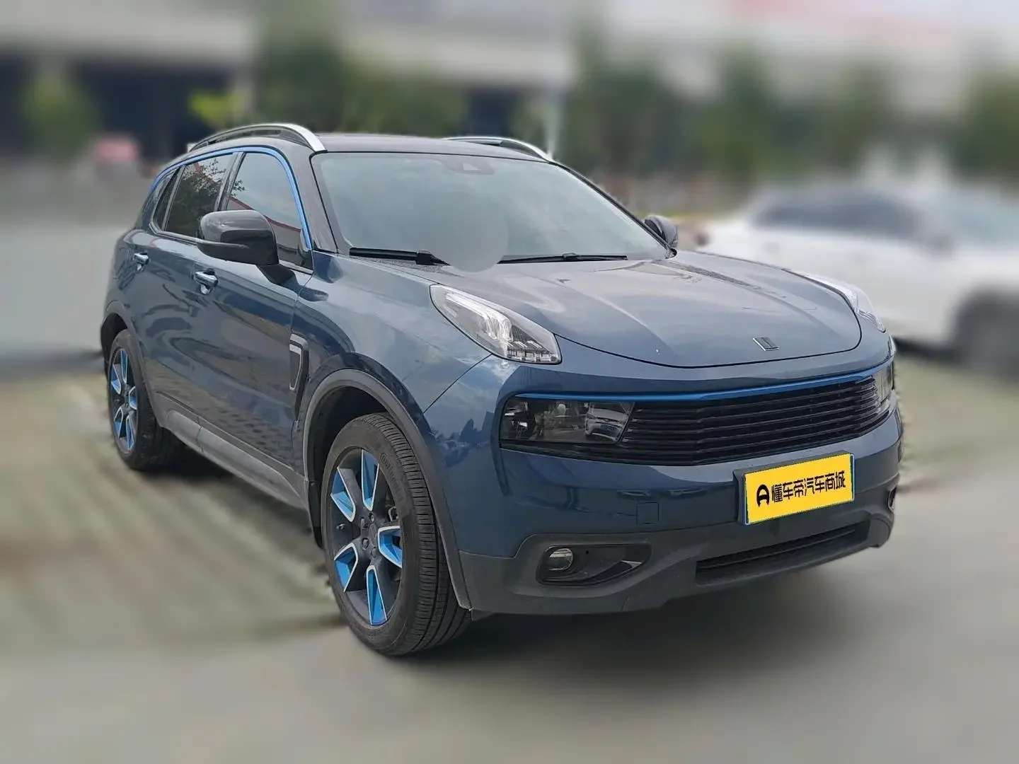 Lynk & Co 01