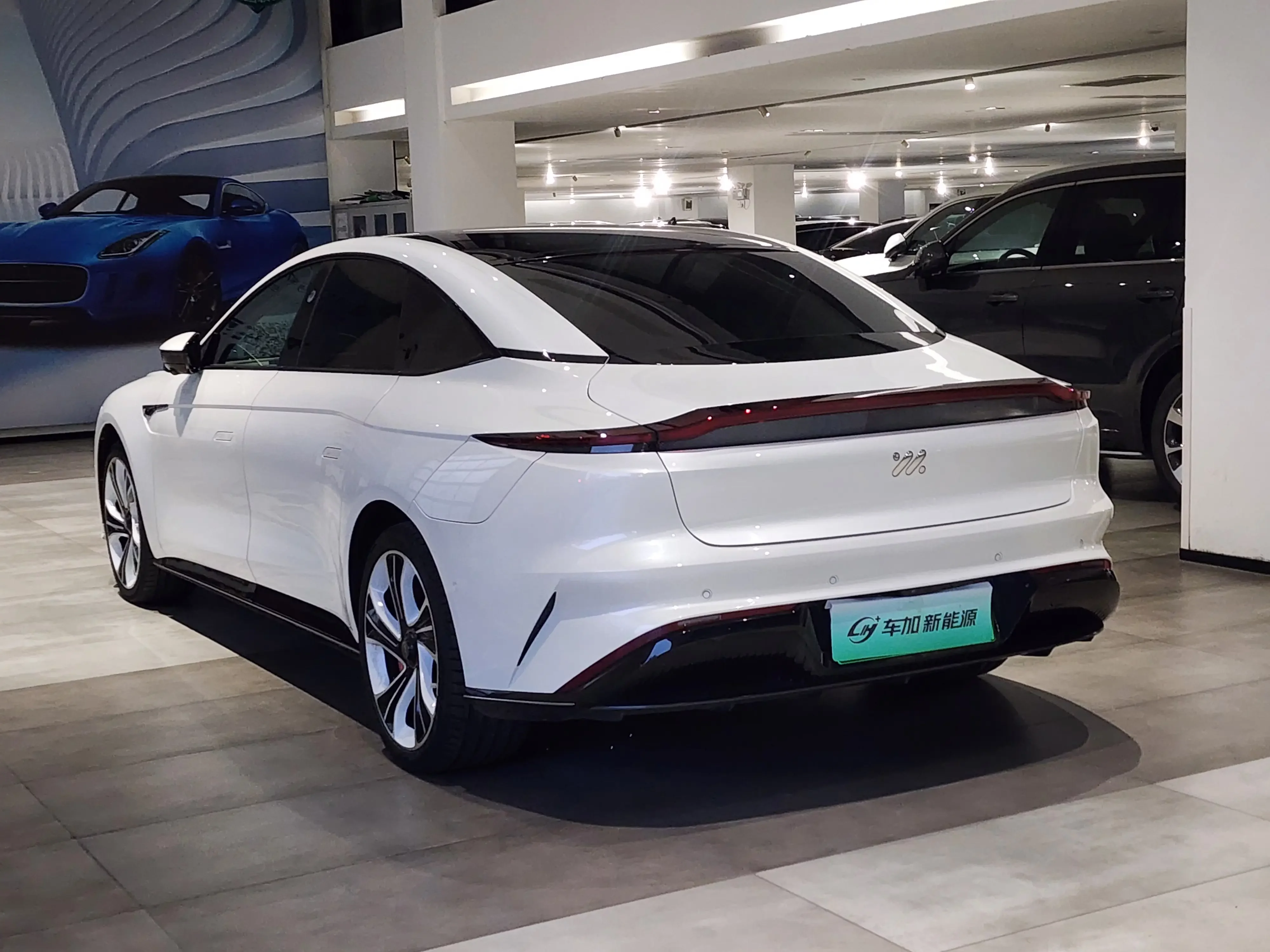 Zhiji L7