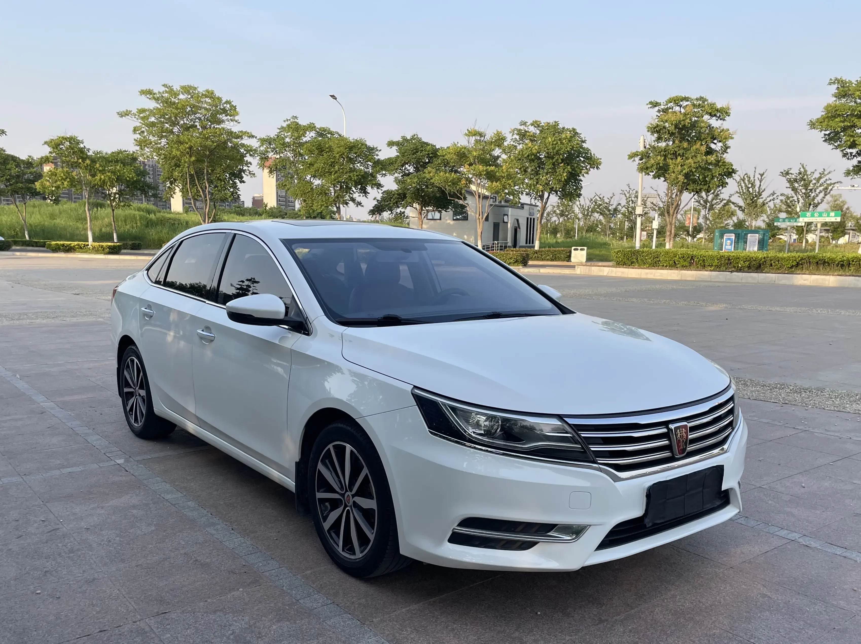 Roewe i6 Classic