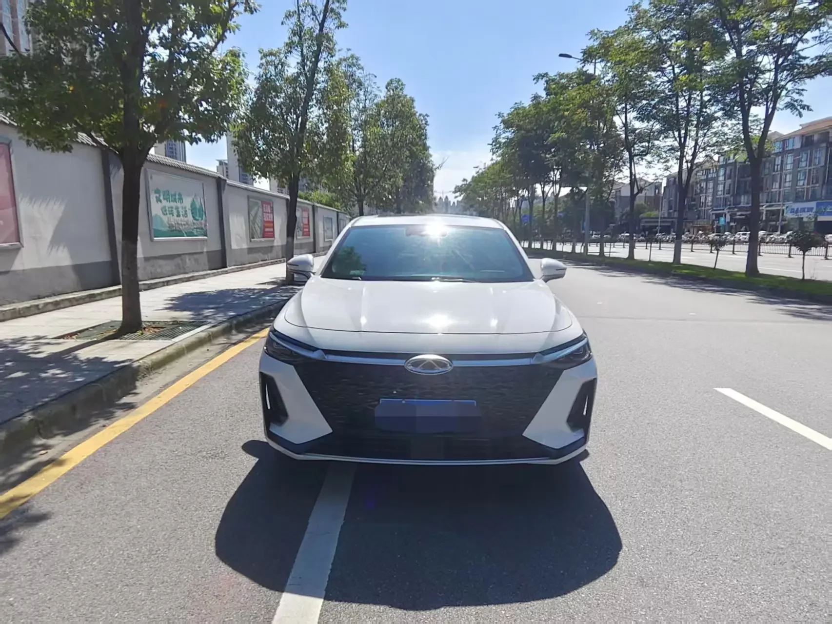 Chery Arrizo 8