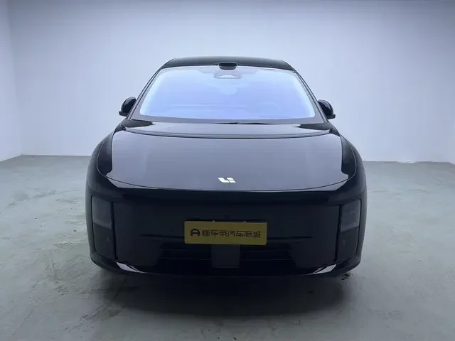 Li Ideal i8