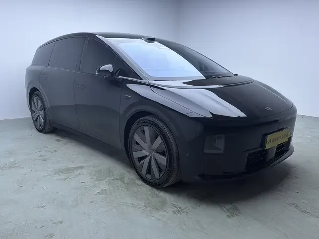 Li Ideal i8