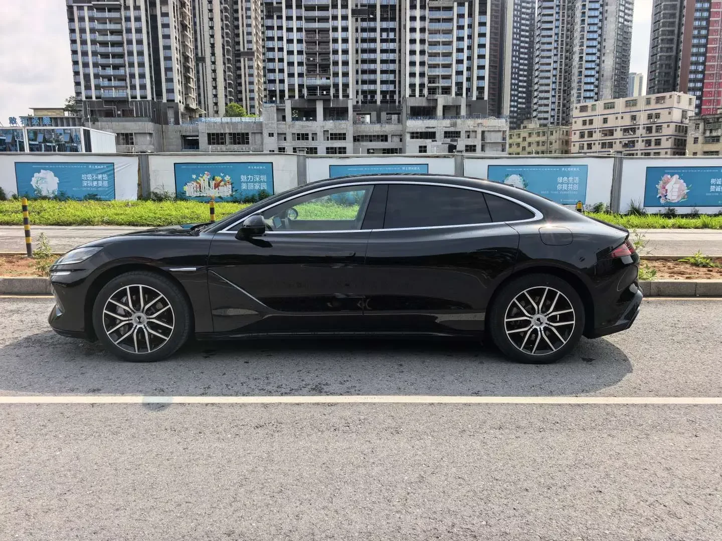Denza Tengzhong Z9 DM