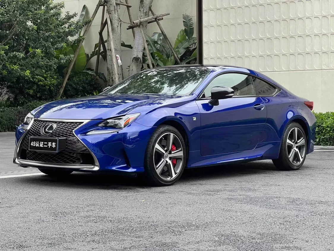 Lexus RC