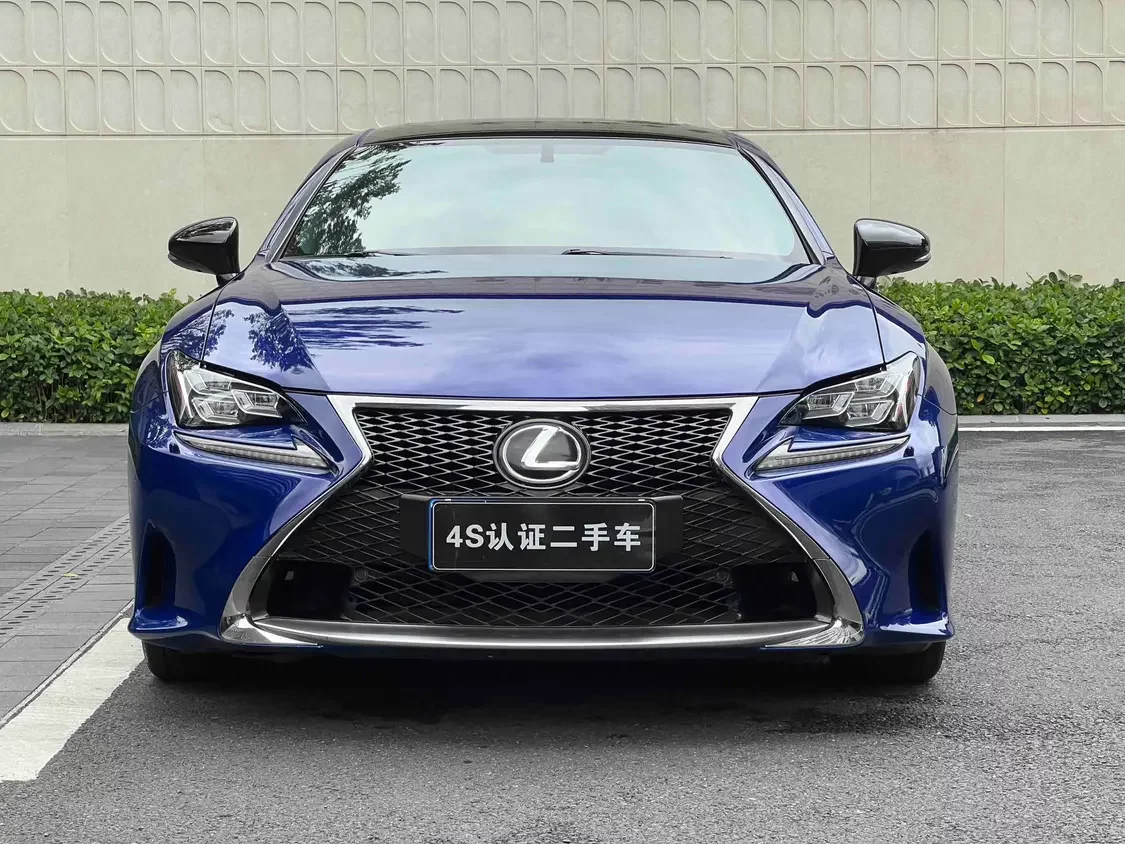 Lexus RC