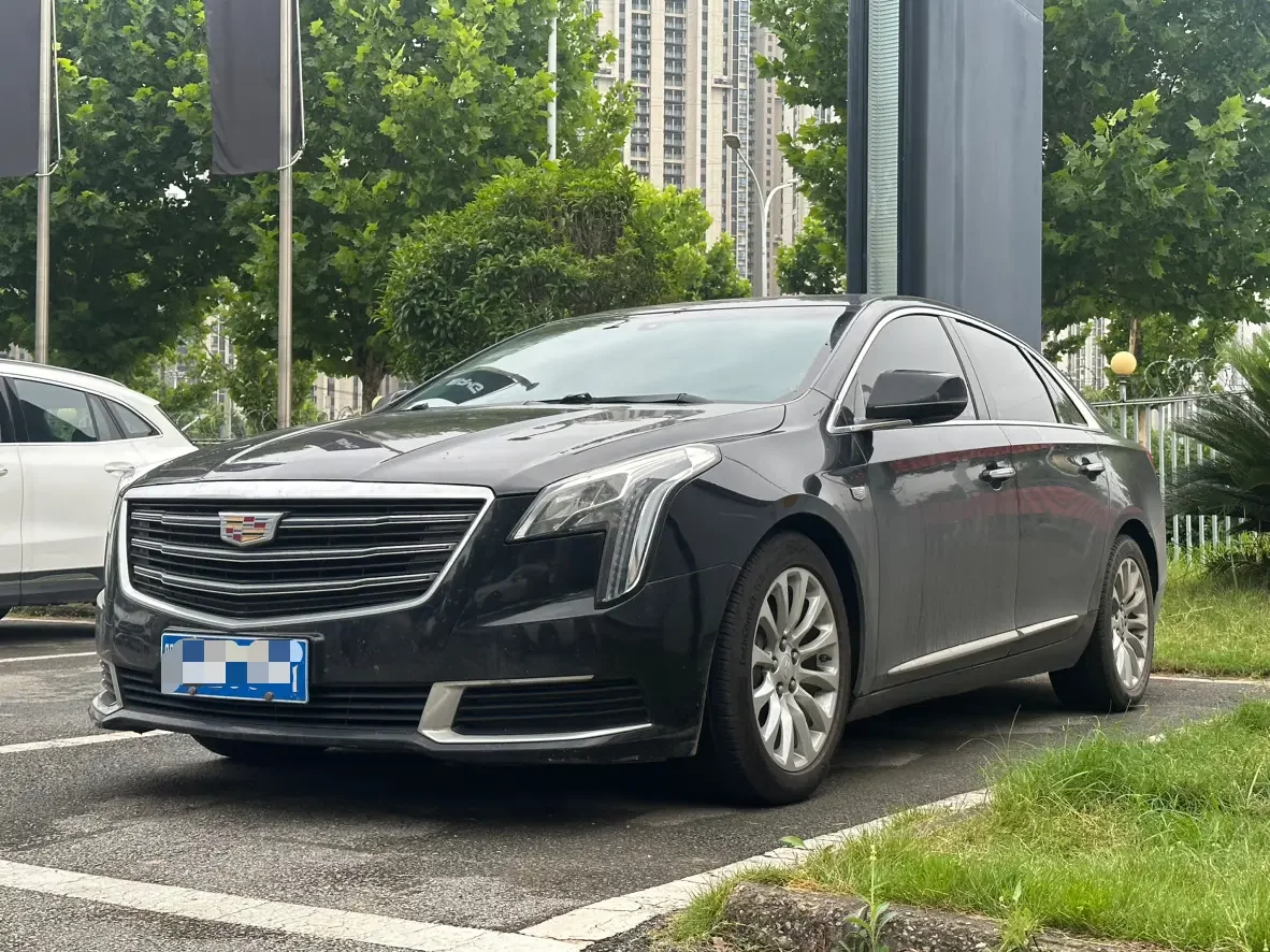 Cadillac XTS