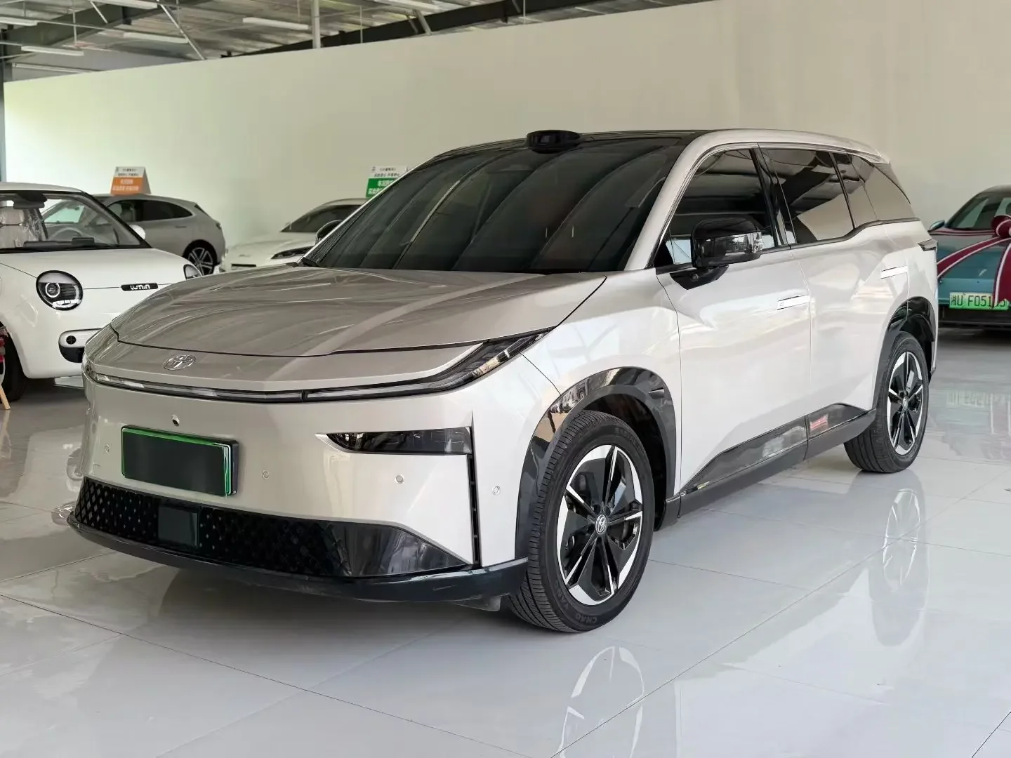 Toyota Bozhi 3X